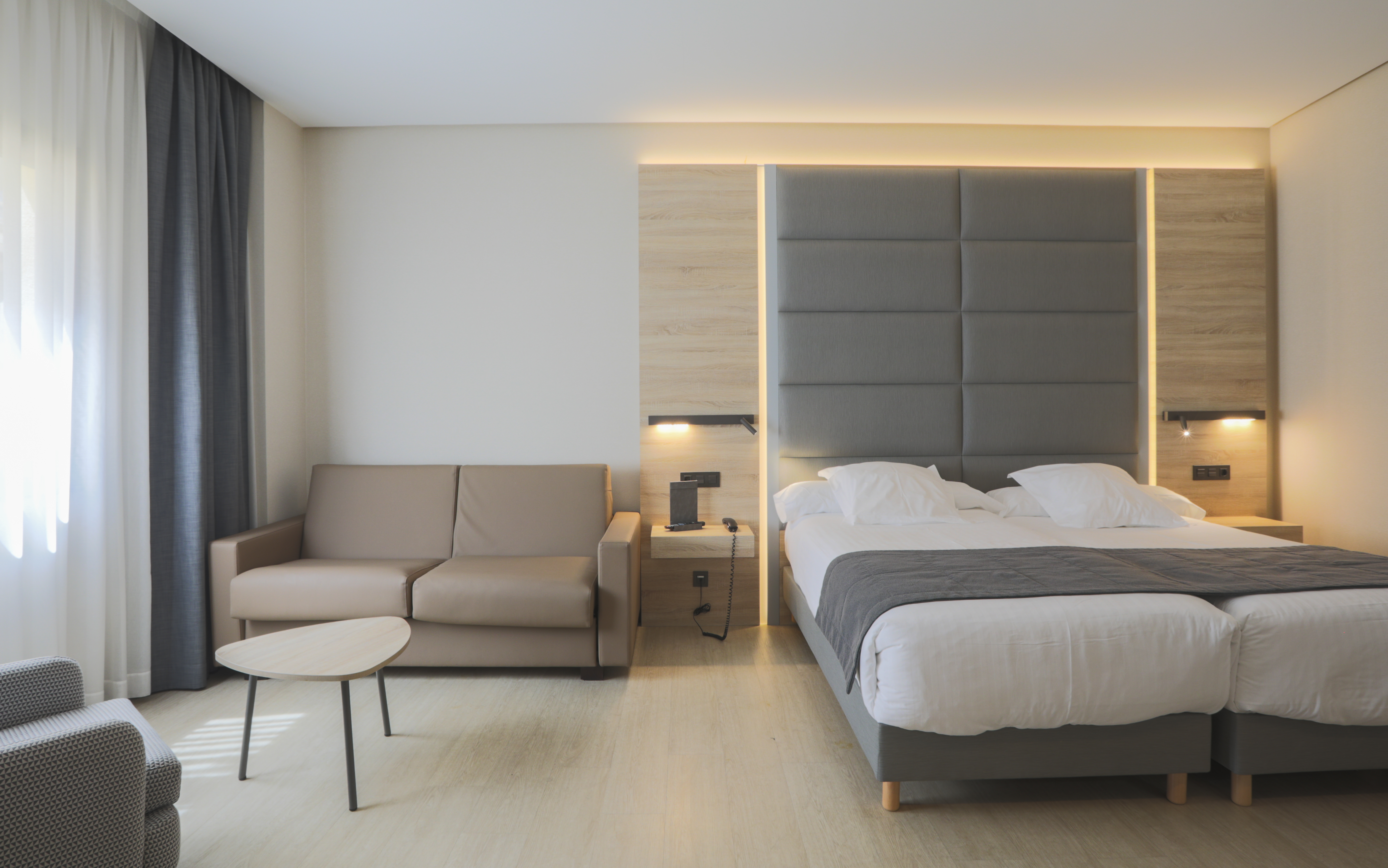 Family Room Capacity 5