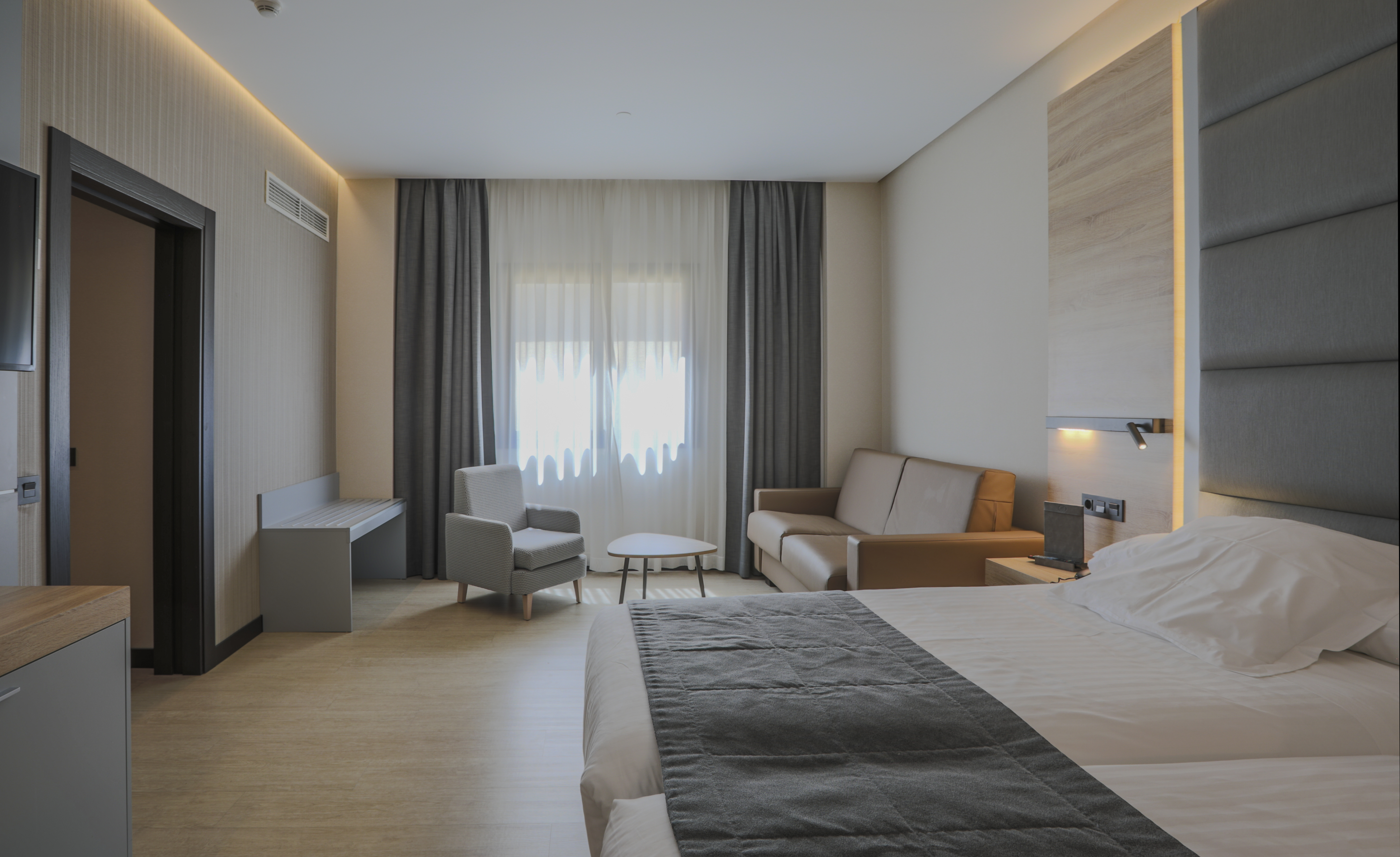 Family Room Capacity 5