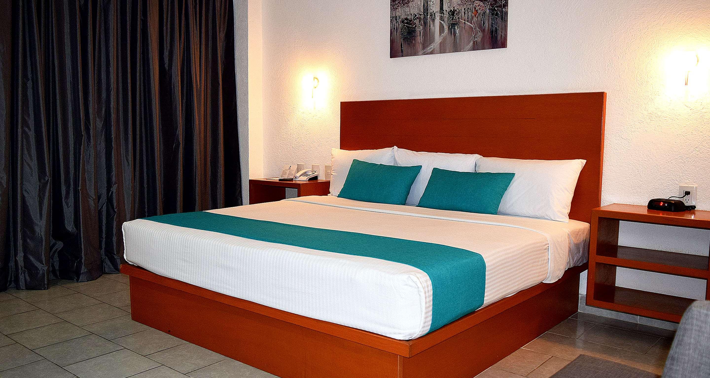 Double King Bed Non Smoking