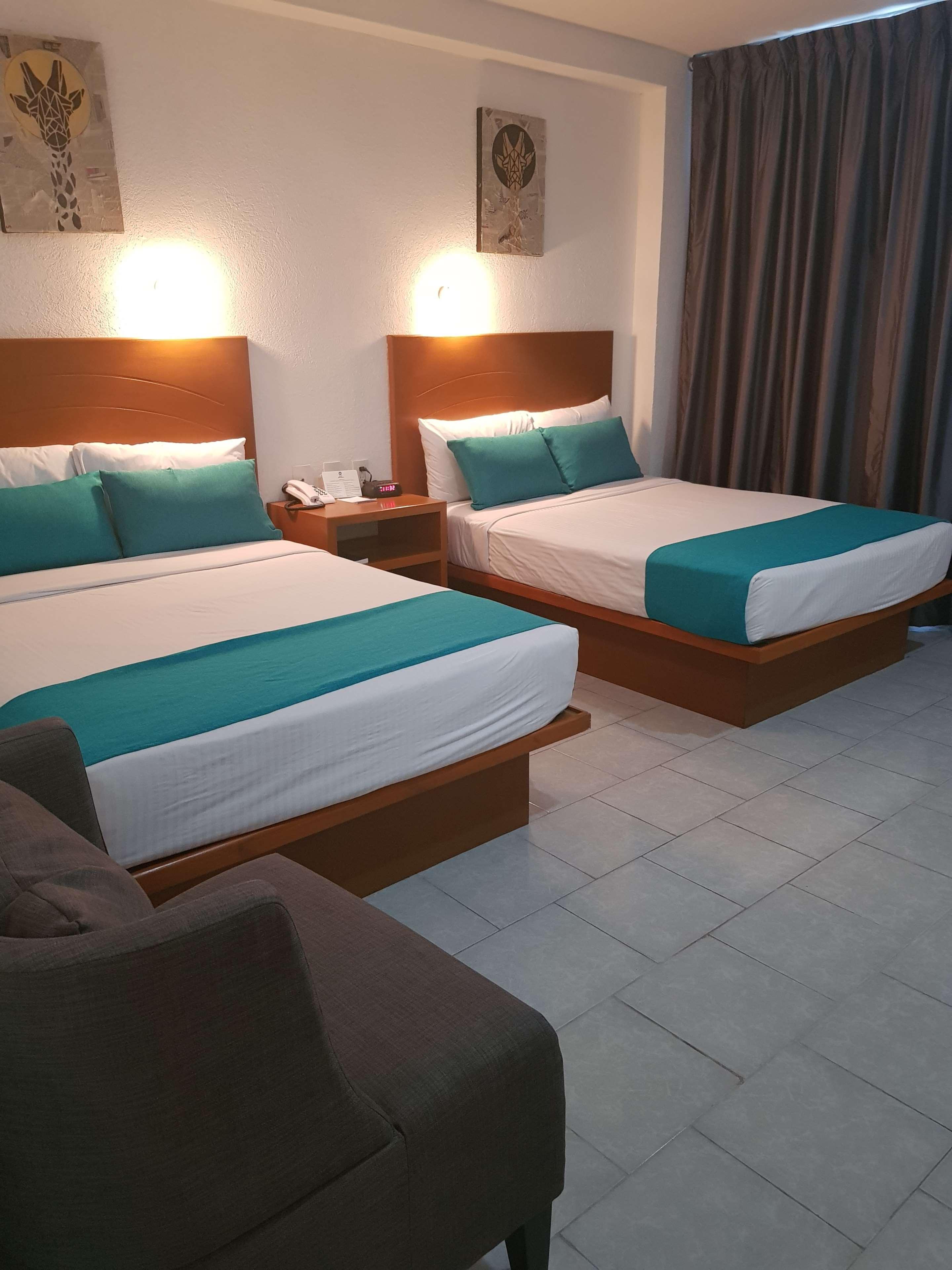 Quadruple Two Double Beds Non Smoking