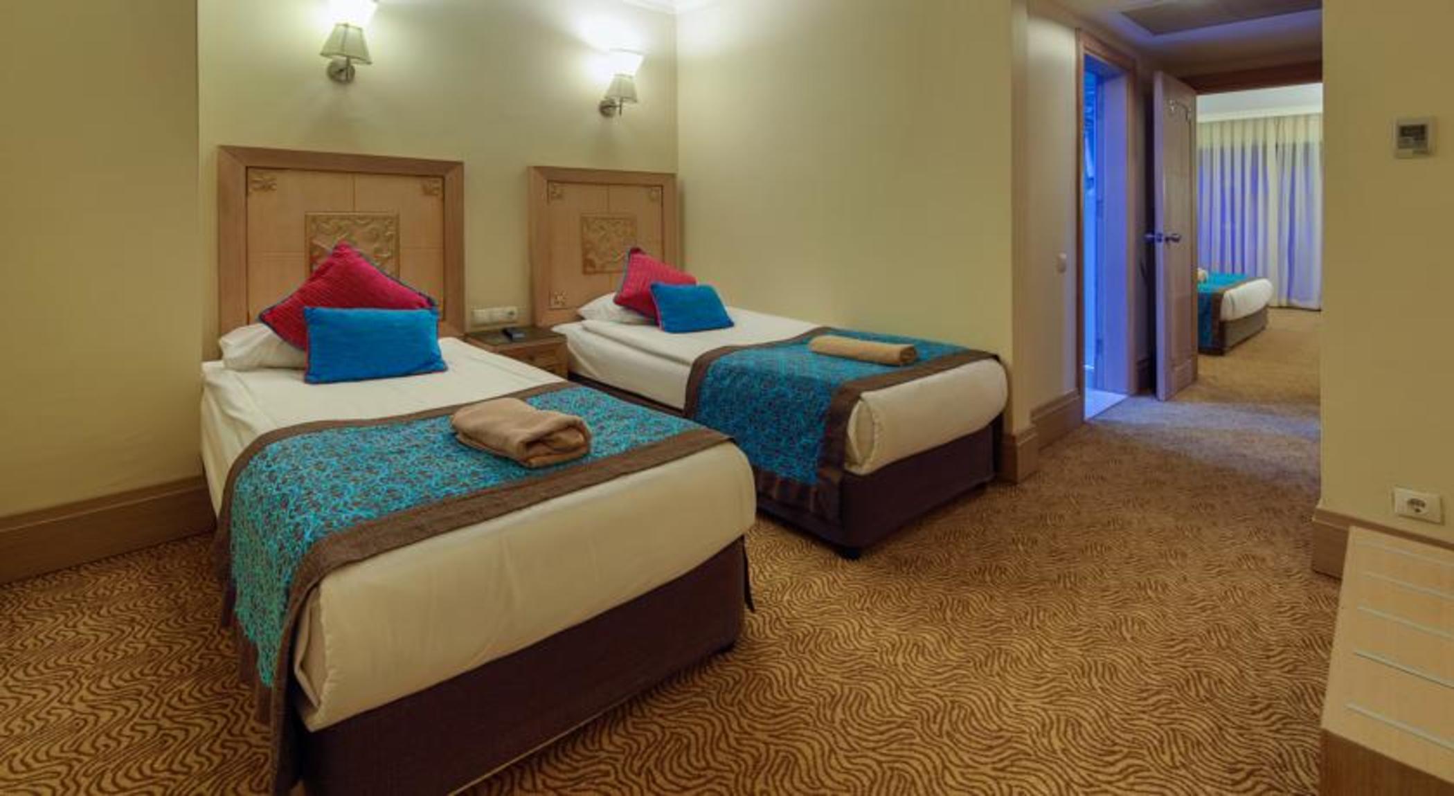 Family Room Land View