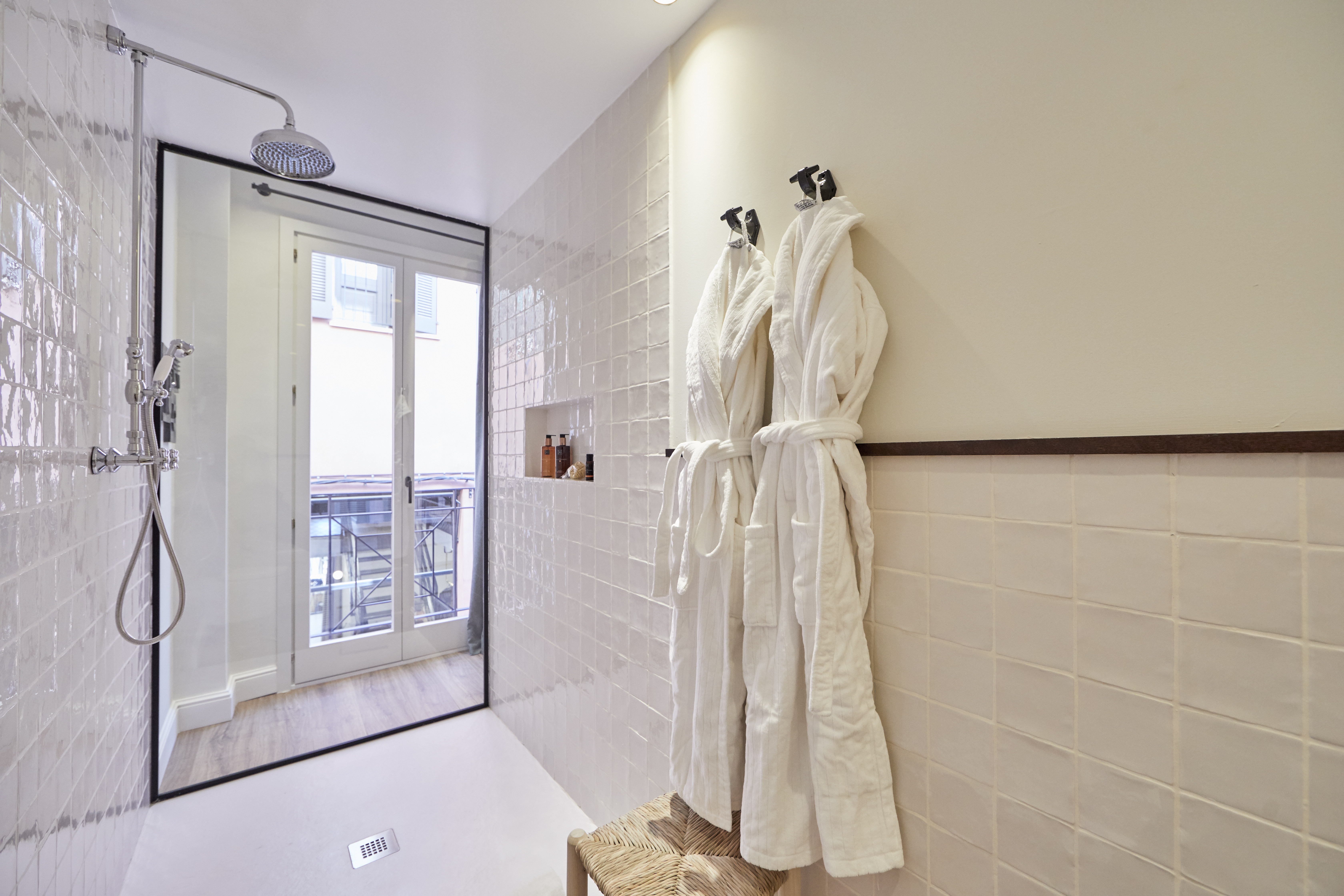 Double or Twin Superior