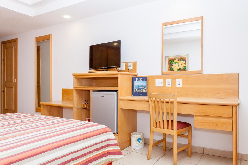 Double Deluxe Pool View