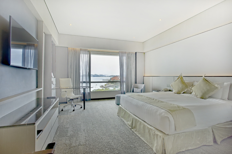 Double or Twin Deluxe Sea View