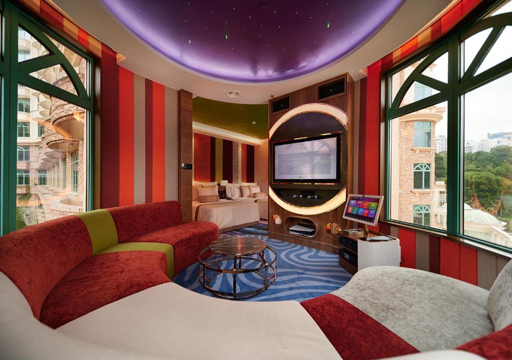 Family Room Standard