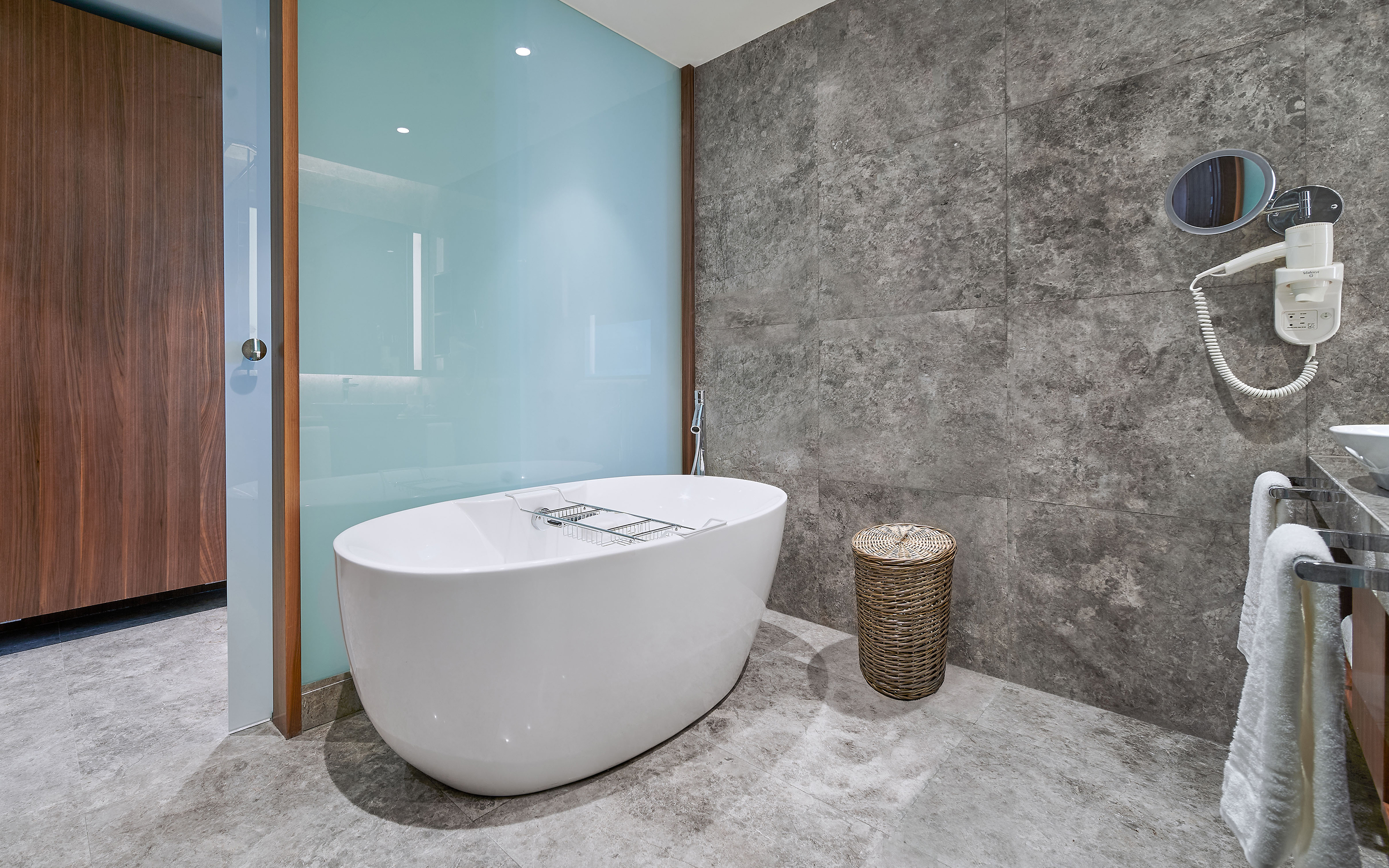 Double or Twin Deluxe Premier