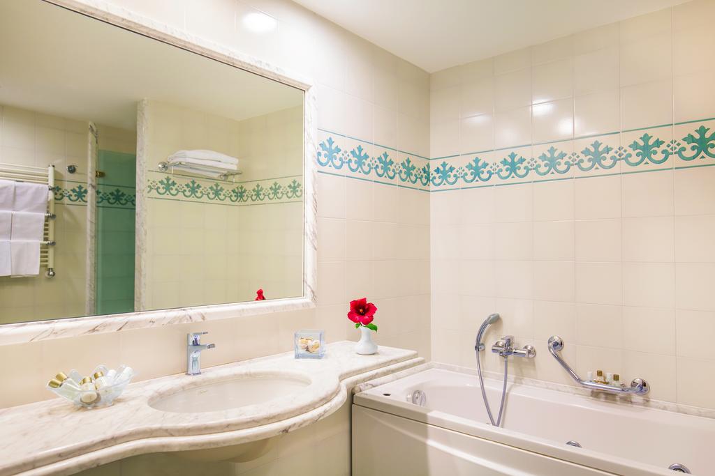 Double Single Superior