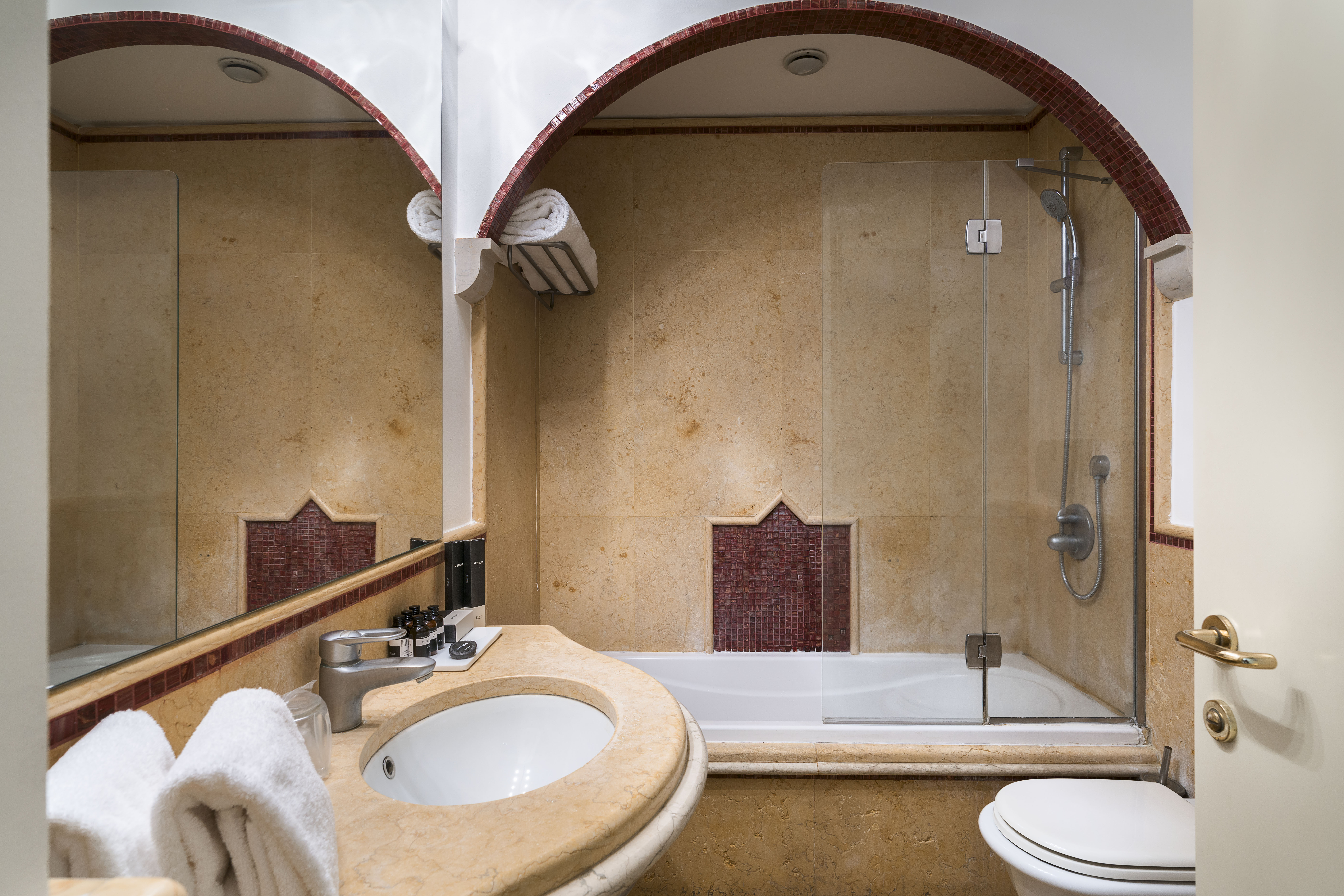 Double or Twin Superior