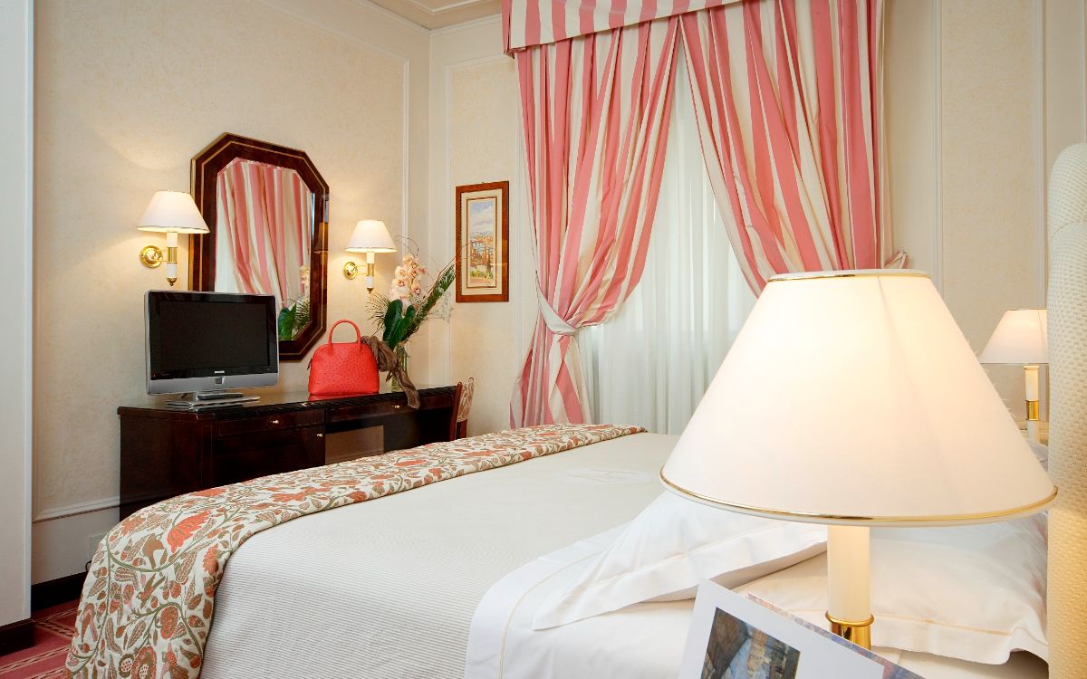 Double Single Economy