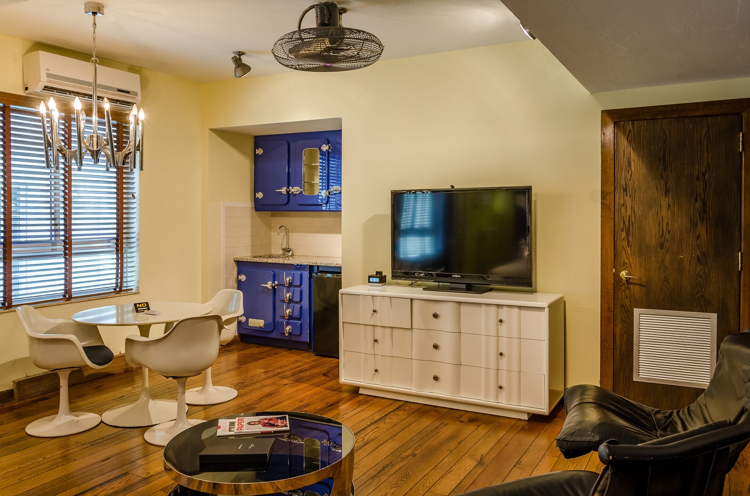 Suite Deluxe King Bed