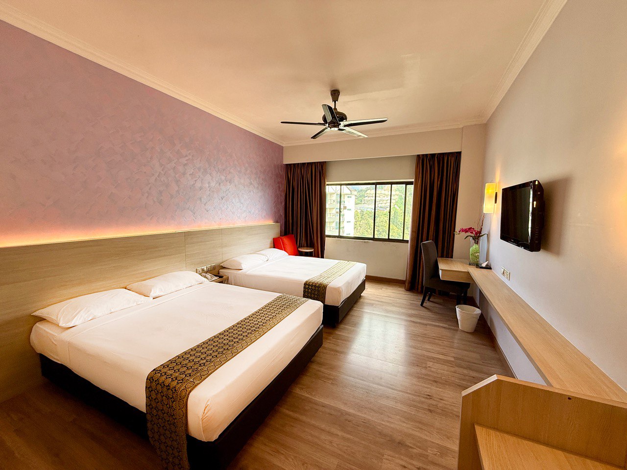 Quadruple Premier Superior