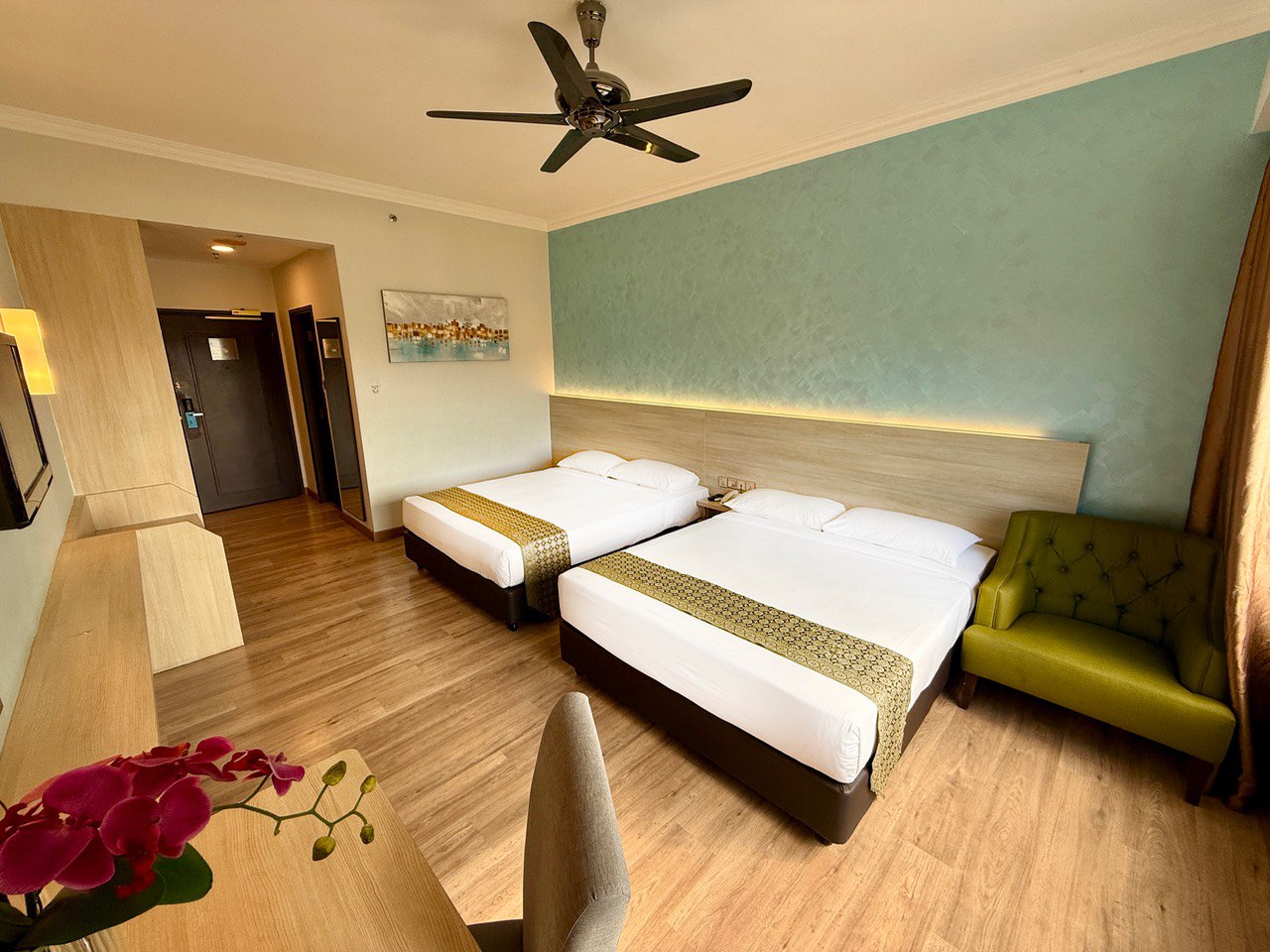 Quadruple Premier Superior