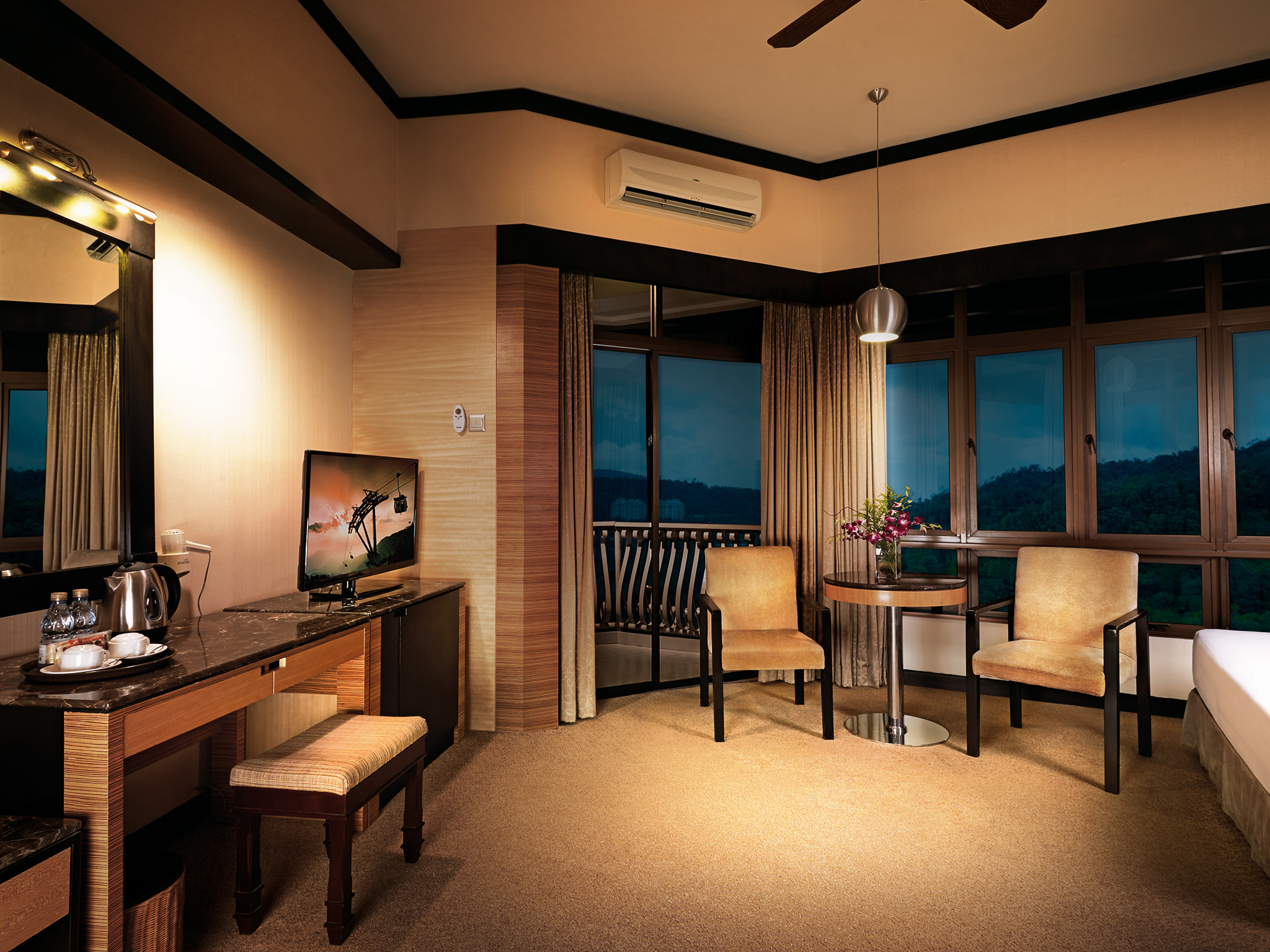 Double or Twin Deluxe Superior