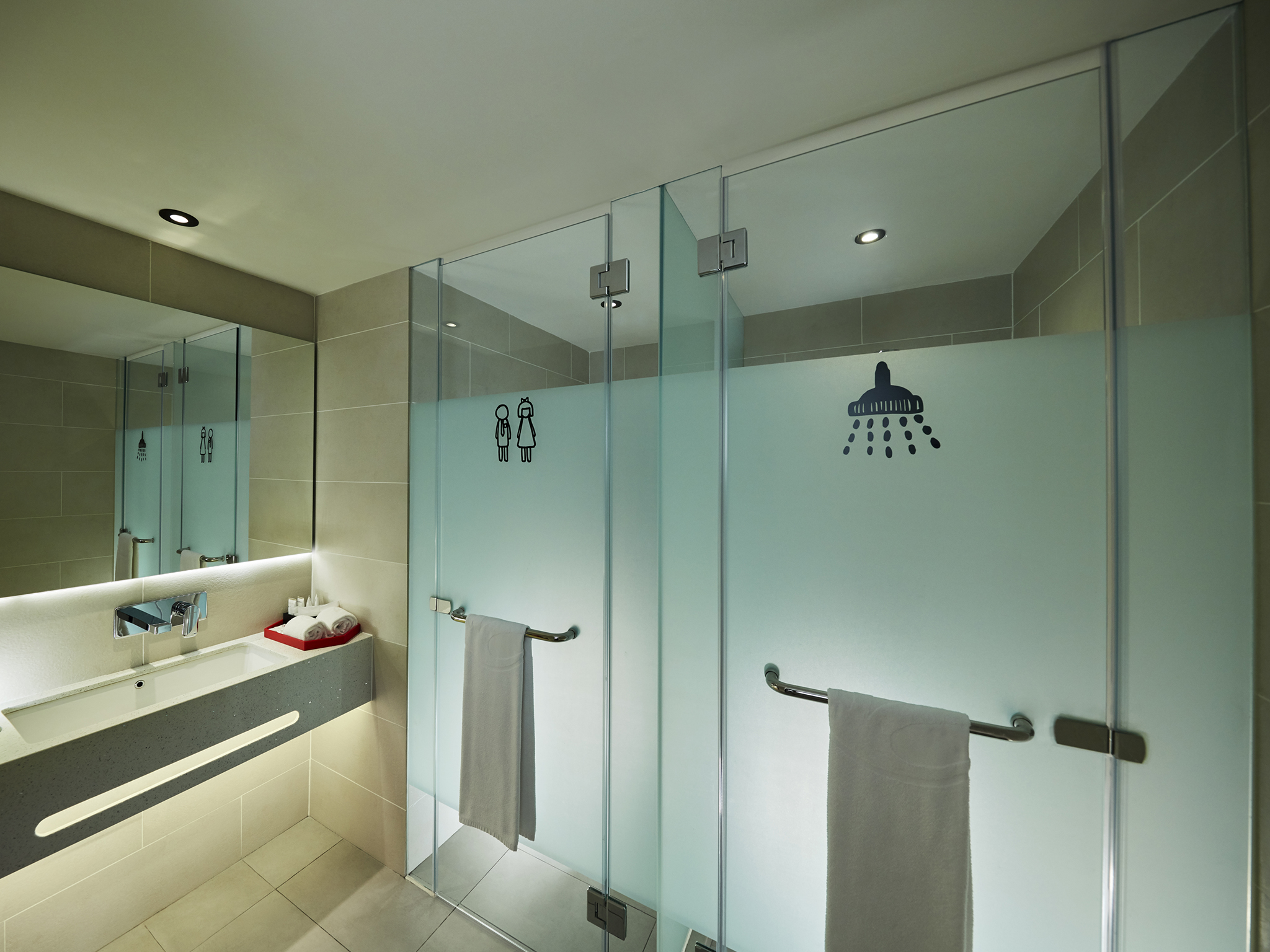 Double King Size Bed