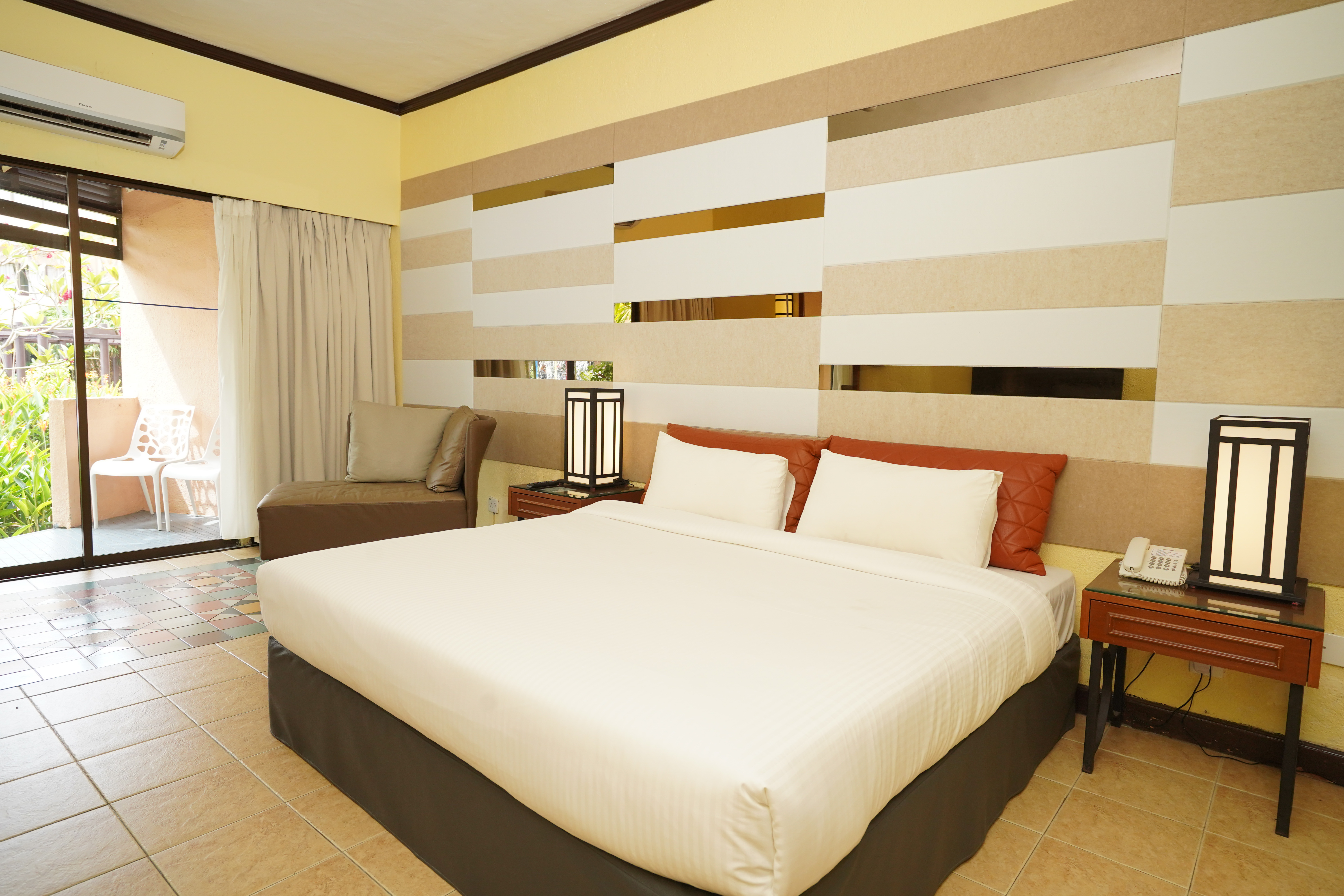 Double Single Garden View