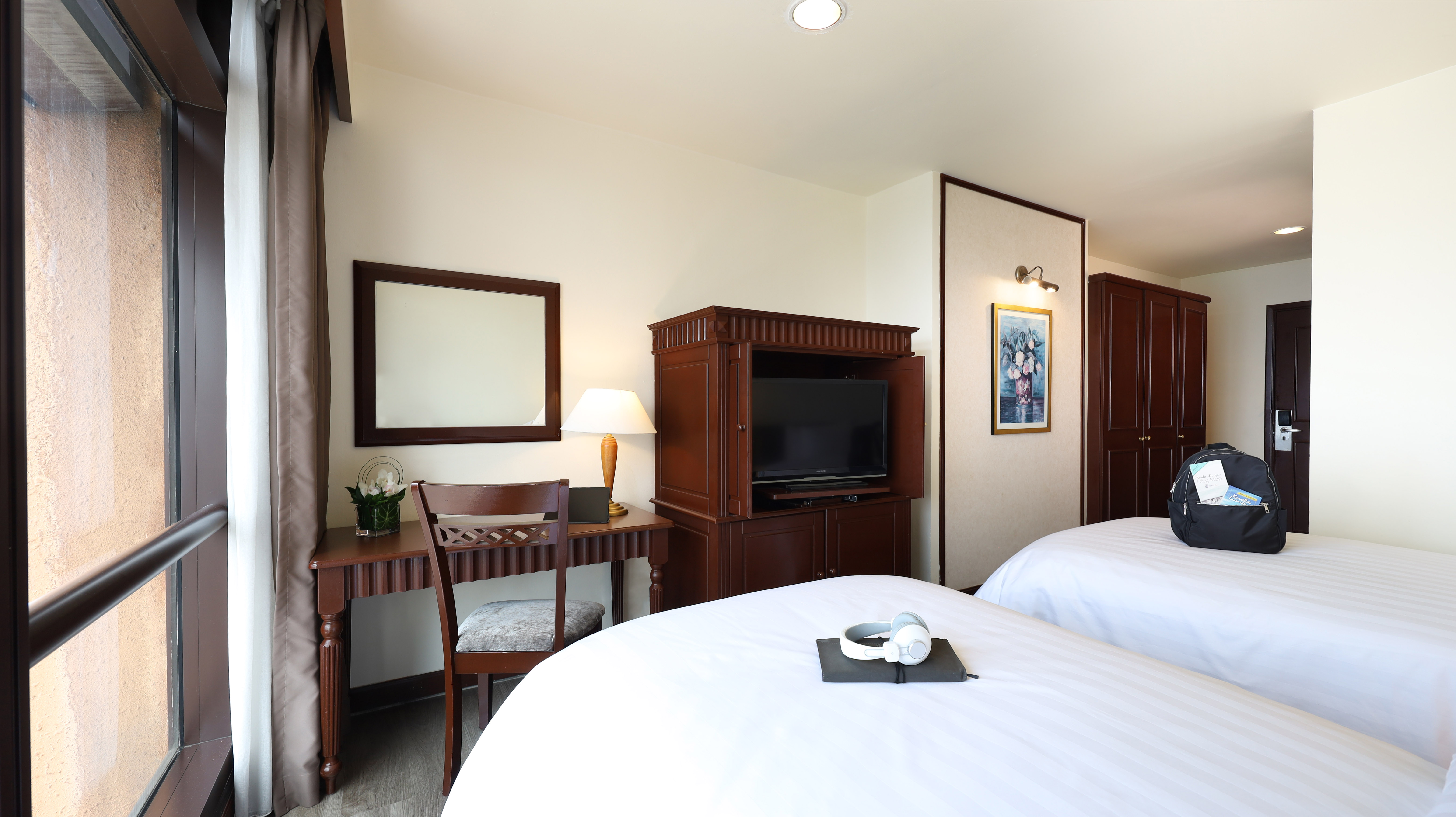 Quadruple Deluxe Two Bedroom