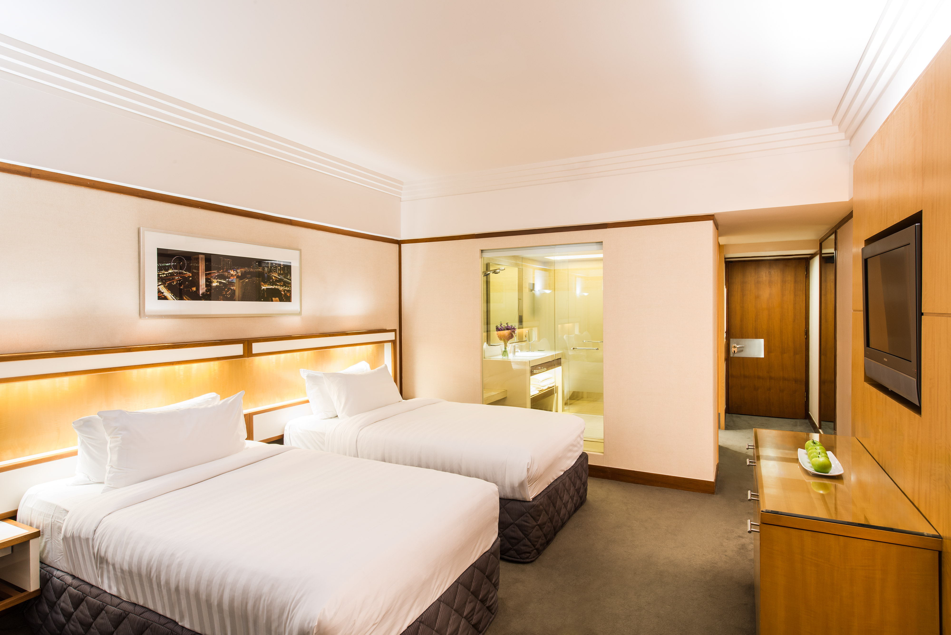 Double Deluxe King Bed