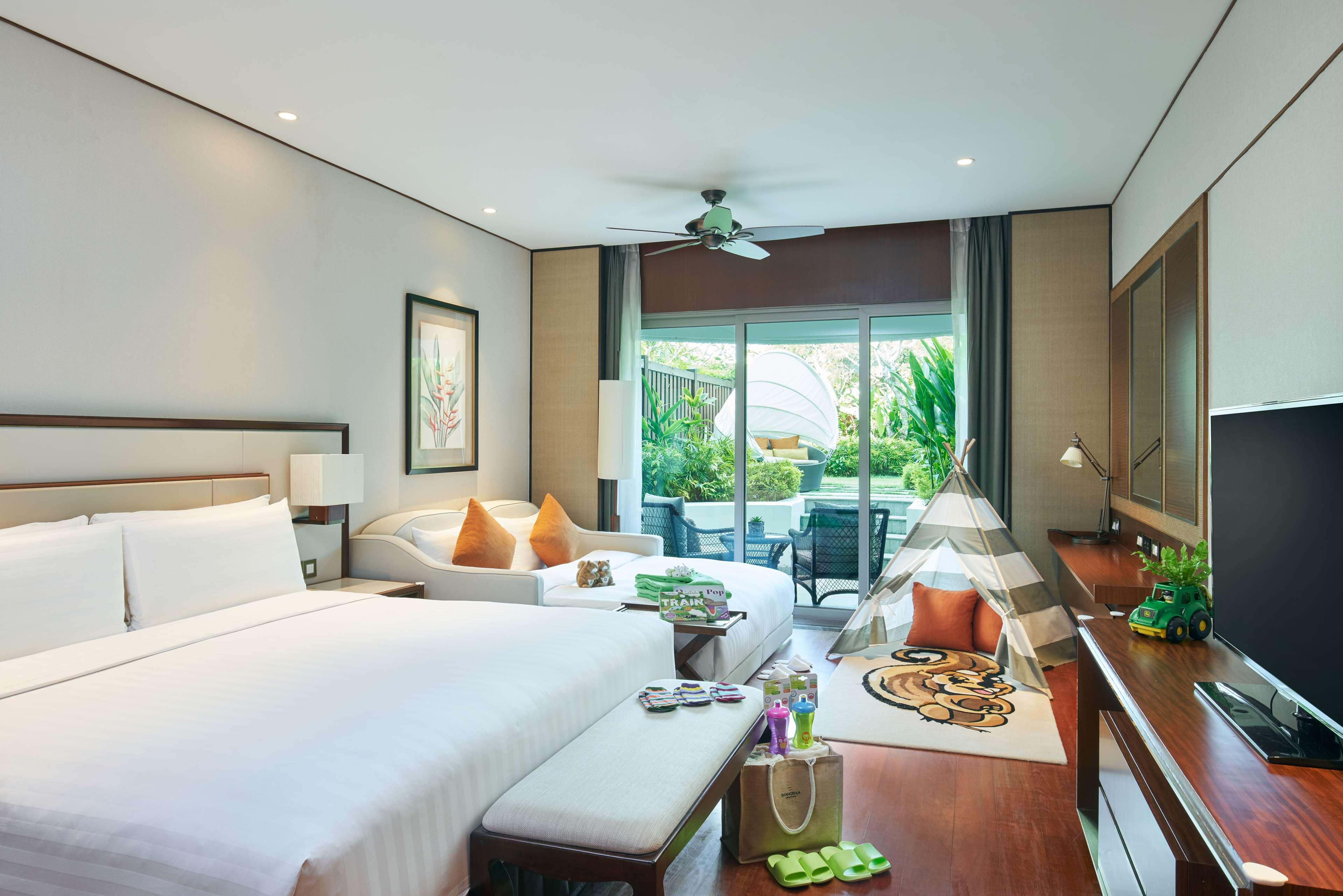 Family Room Deluxe with Terrace