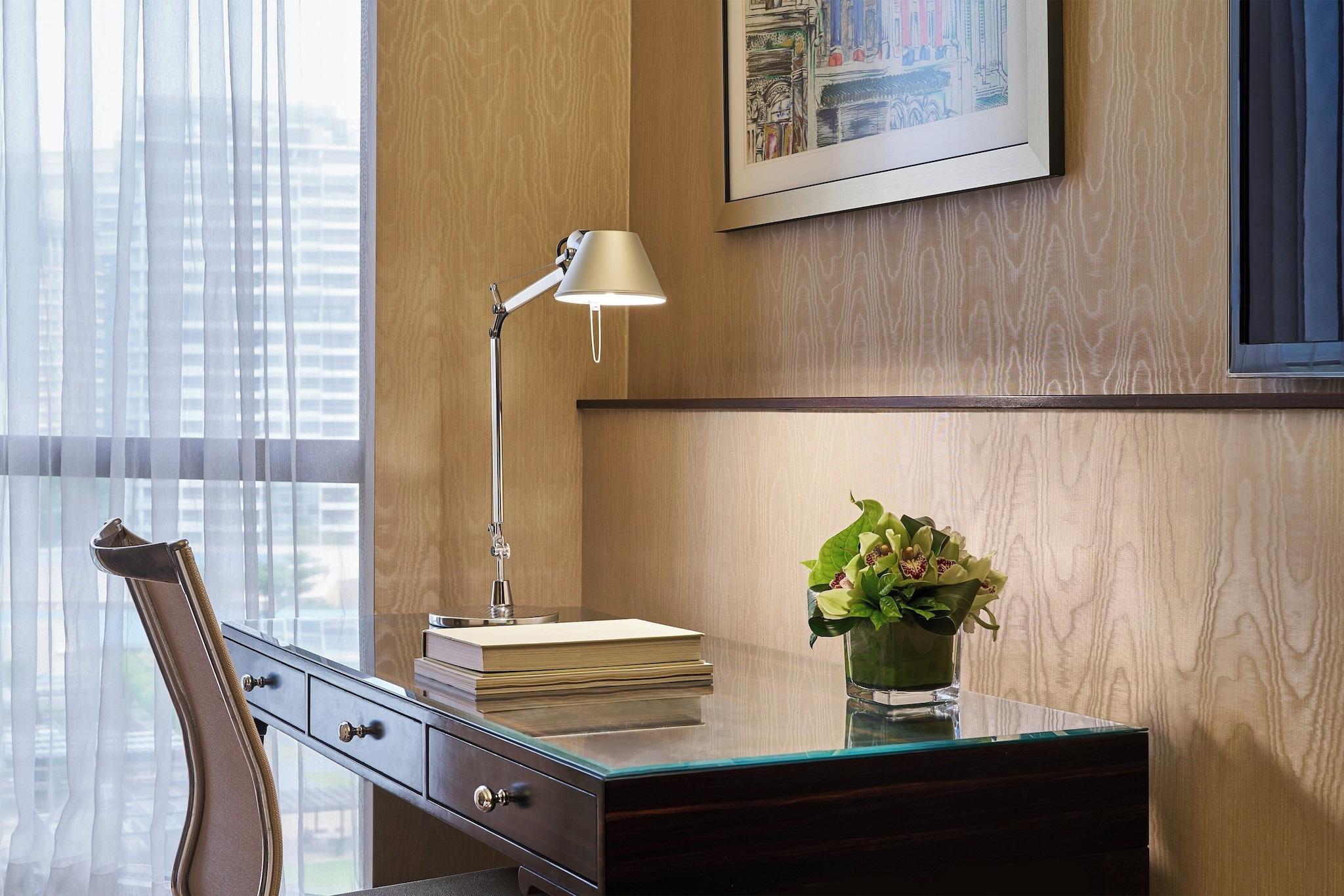 Double Executive King Bed