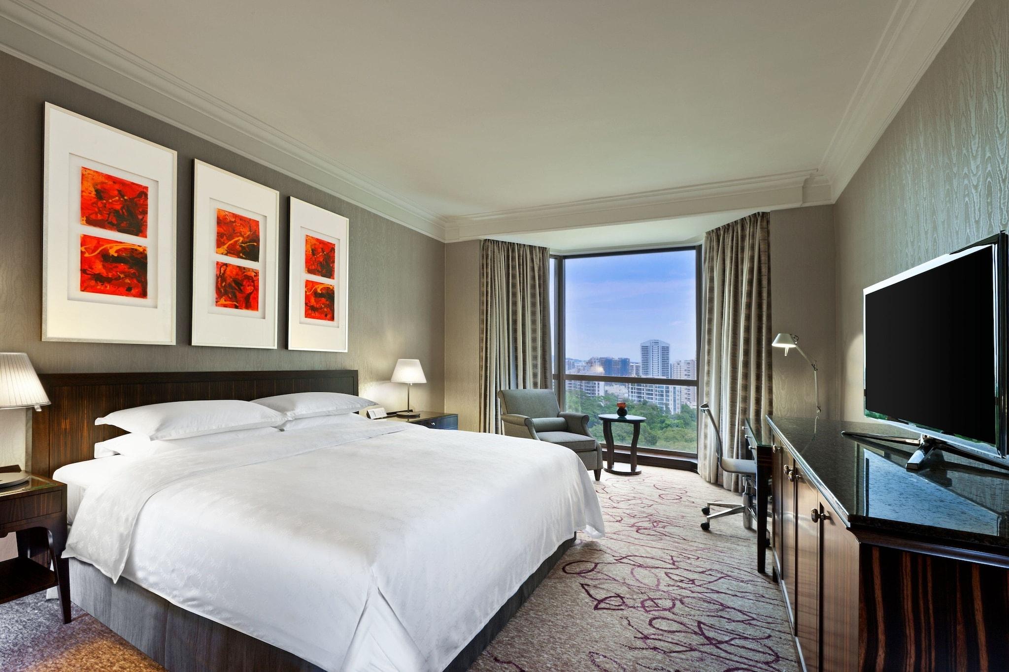 Double Executive King Bed