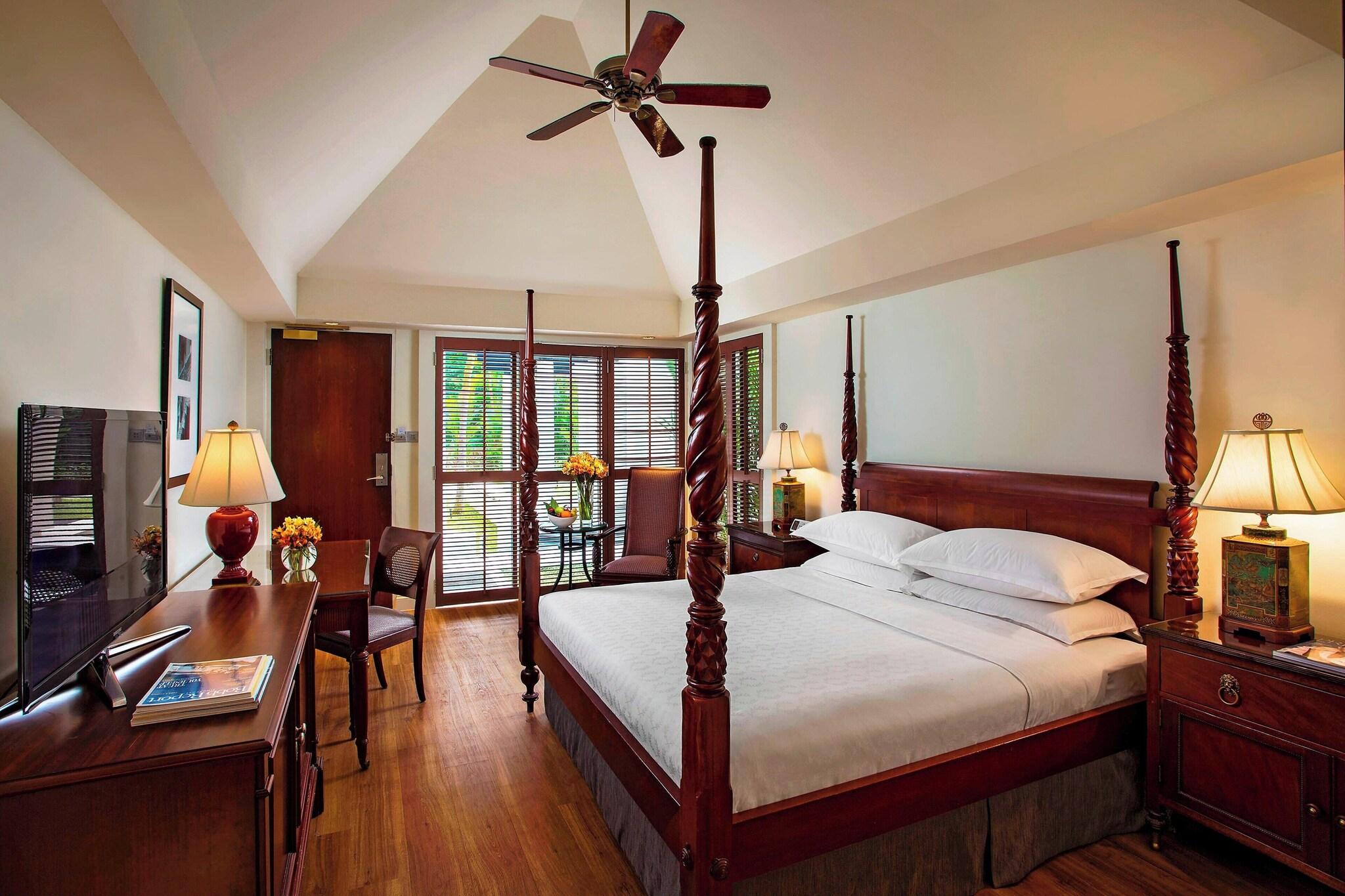 Double Club King Bed