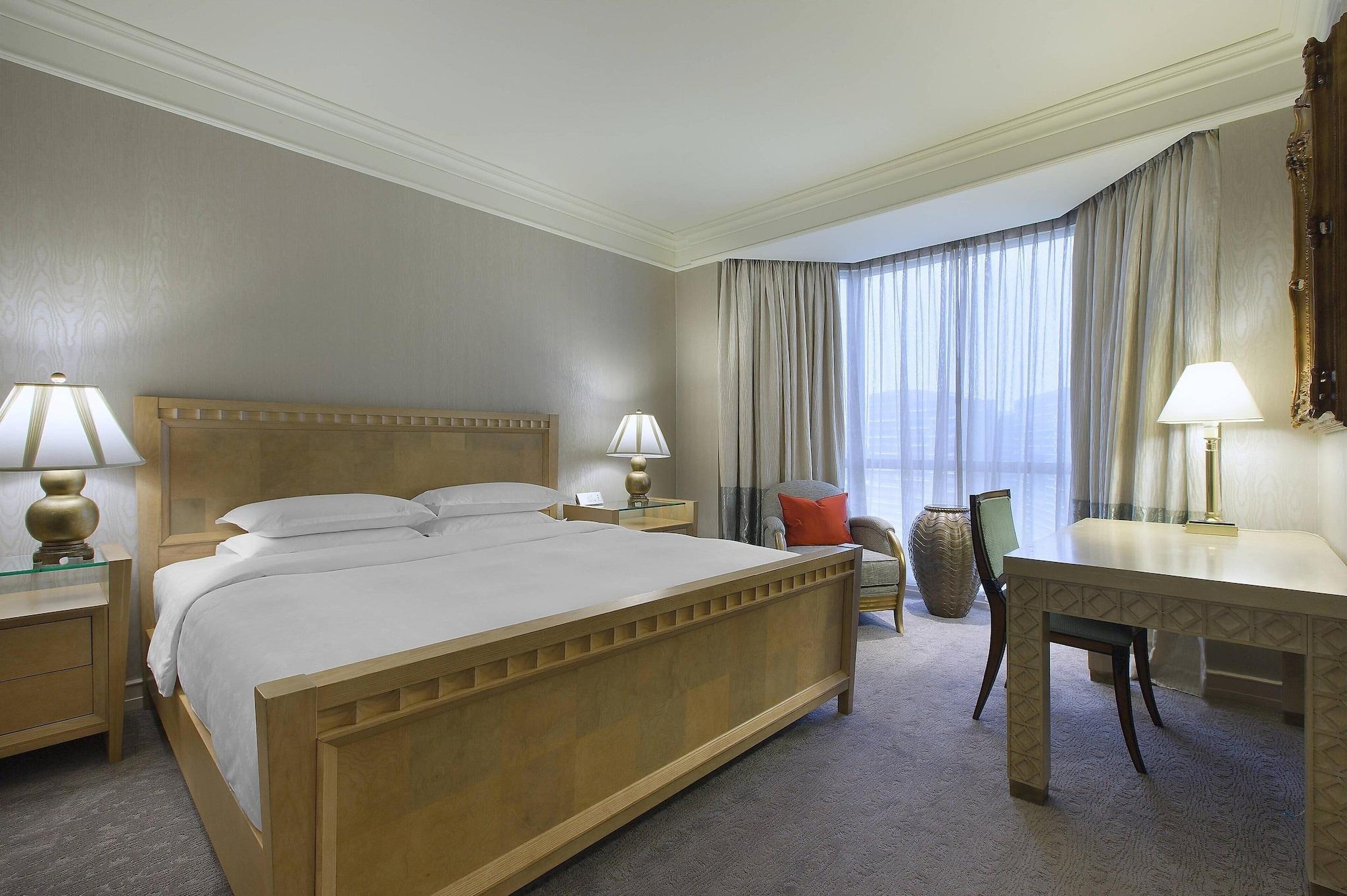 Suite Executive King Bed