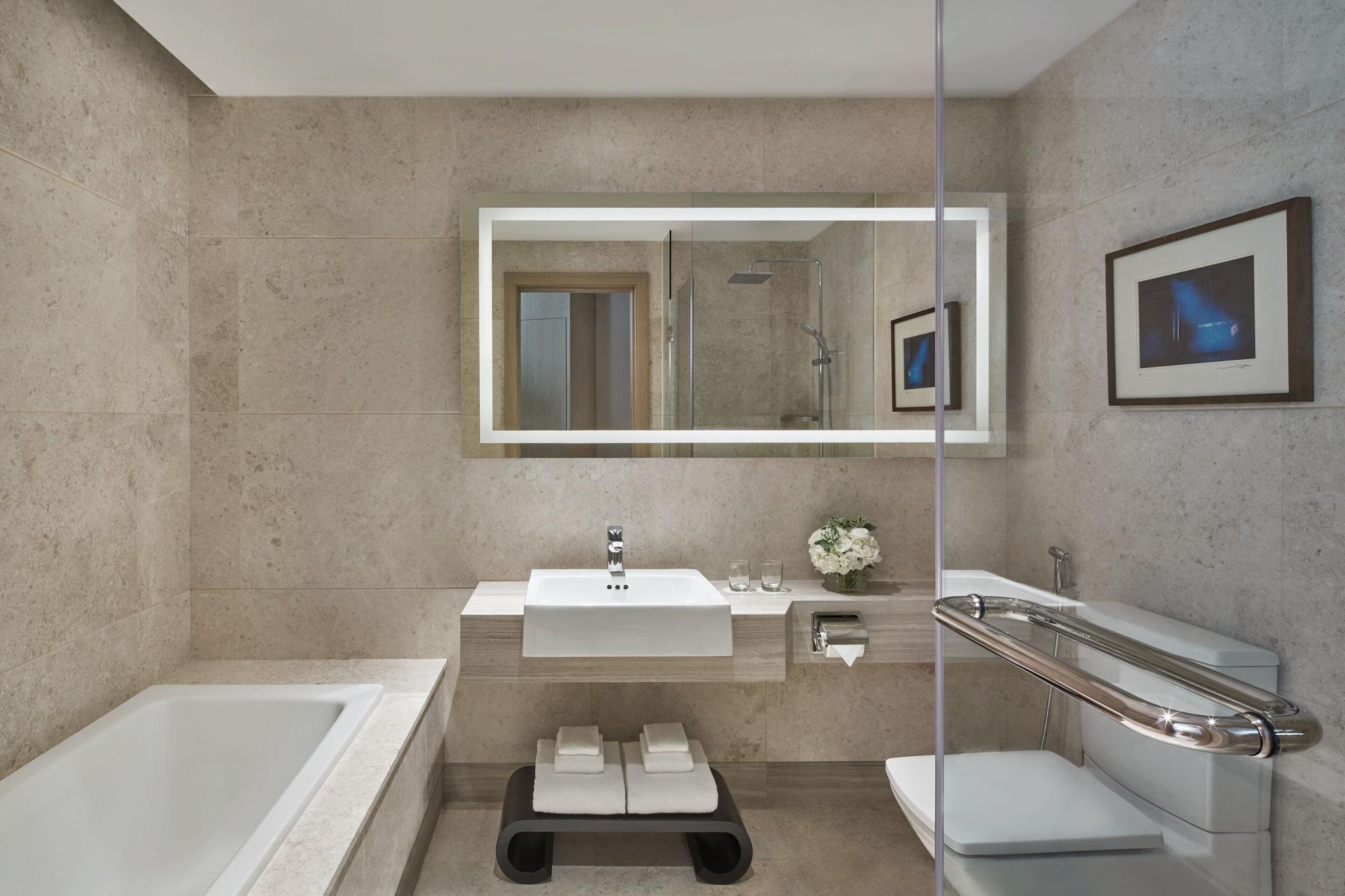 Suite Executive King Bed