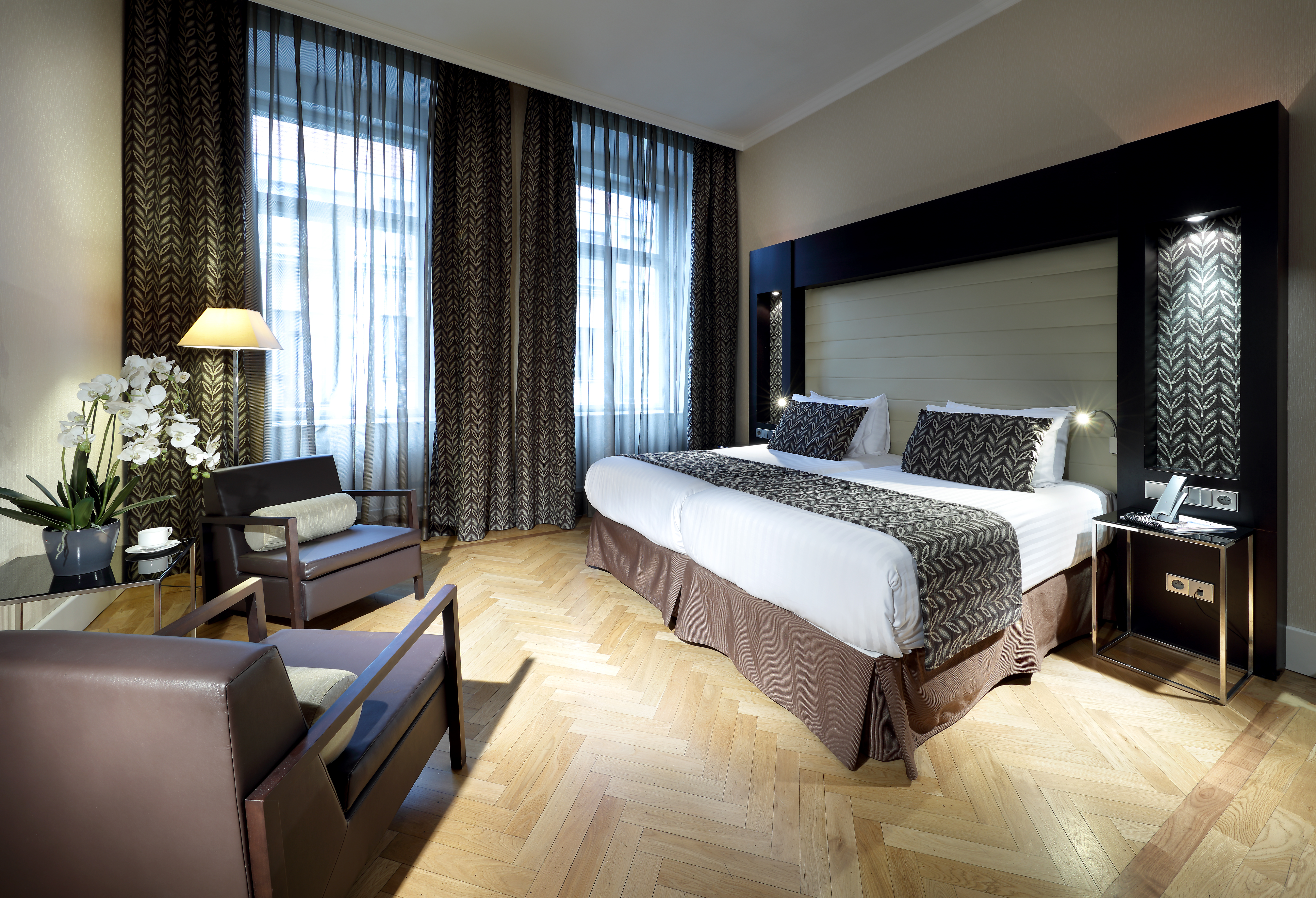 Double or Twin Standard