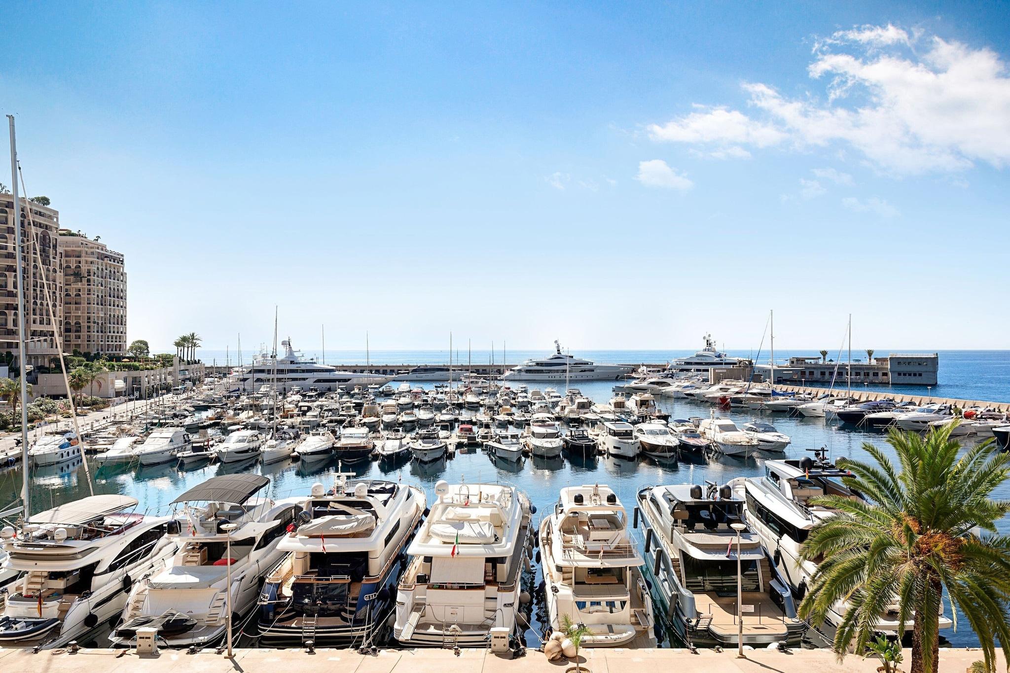 Double Sea View King Bed