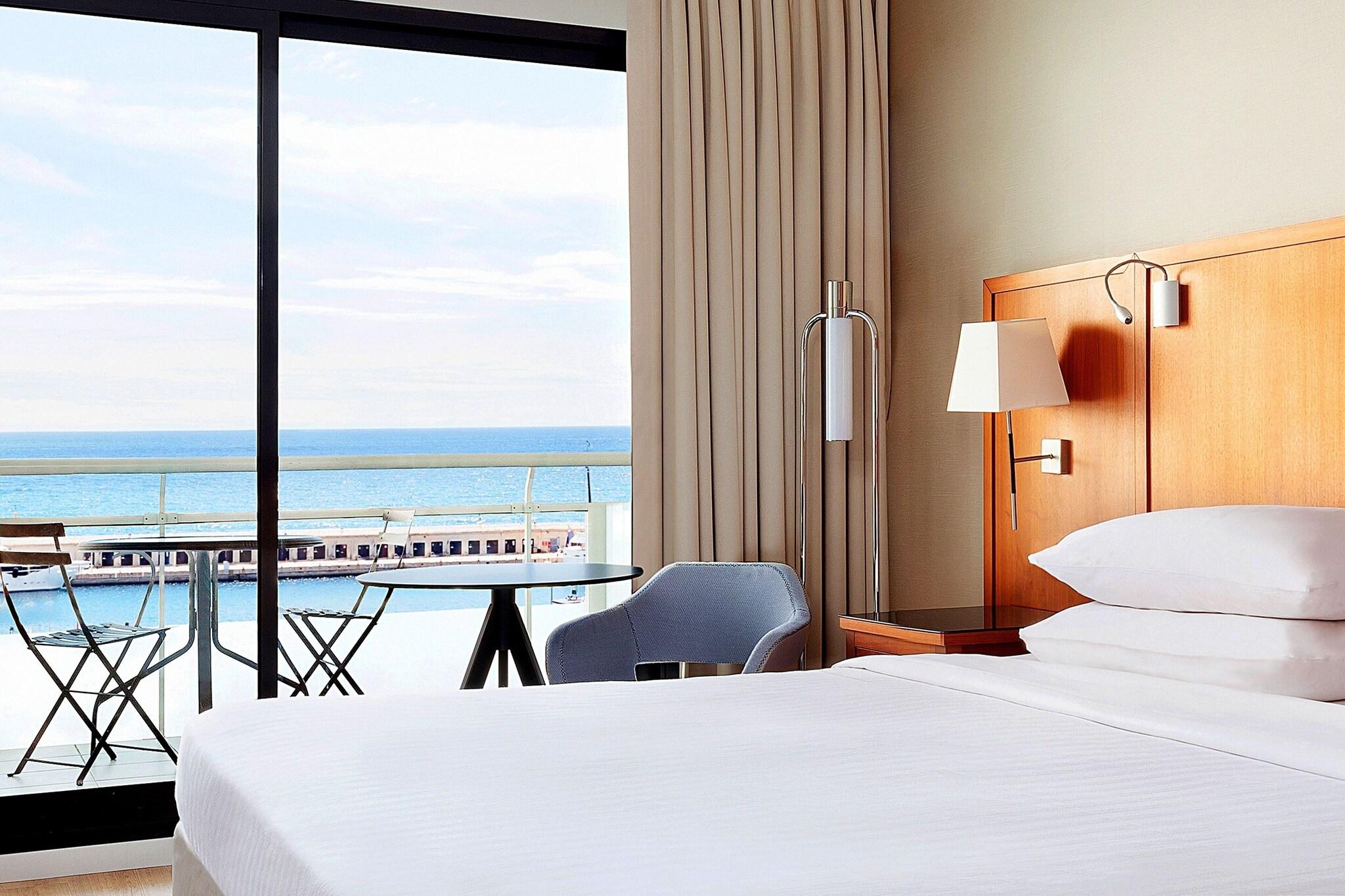 Twin Deluxe Sea View