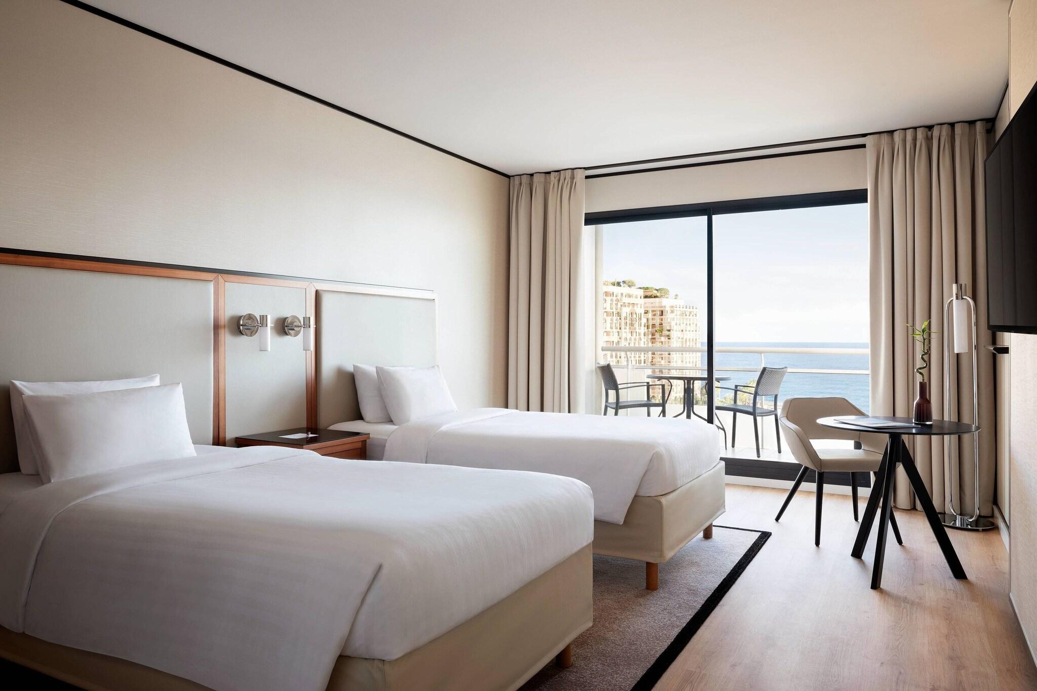 Twin Deluxe Sea View