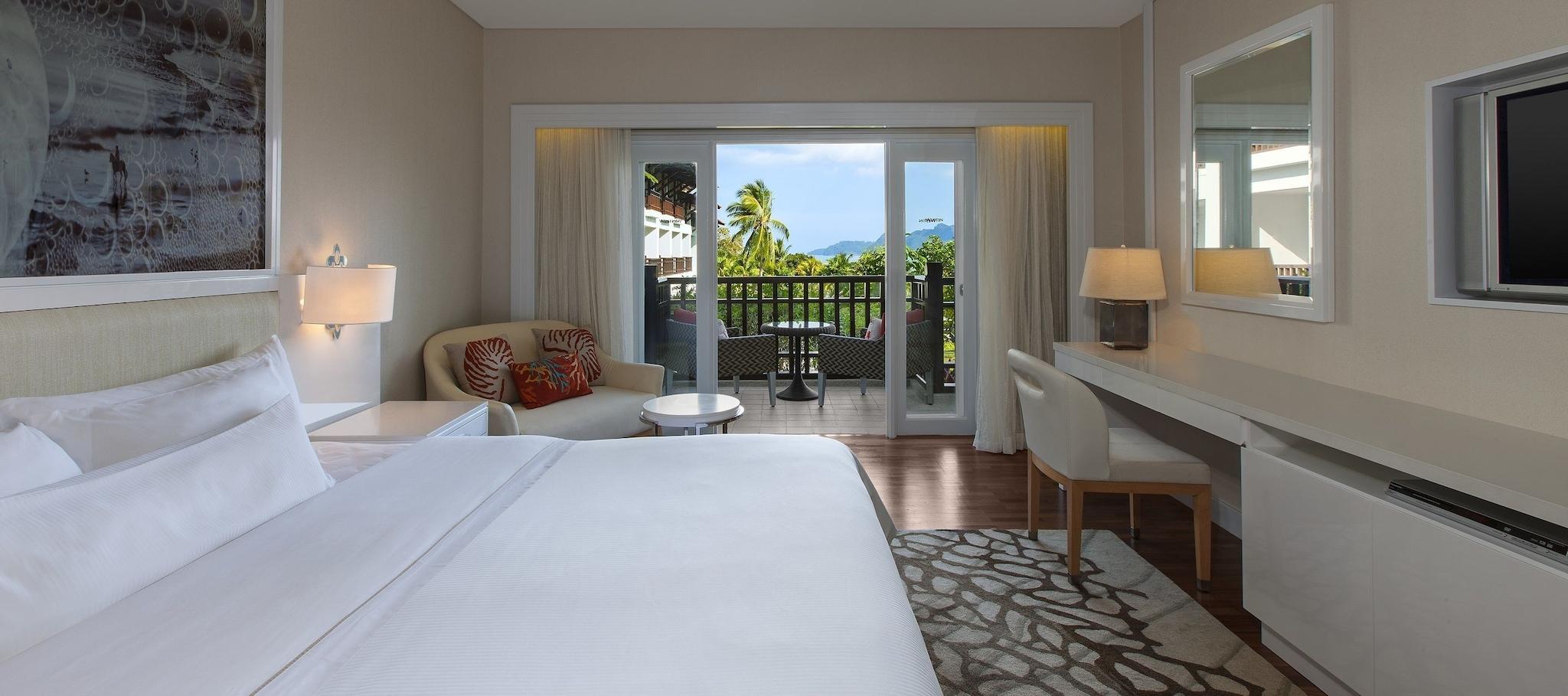 Double Ocean View King Bed