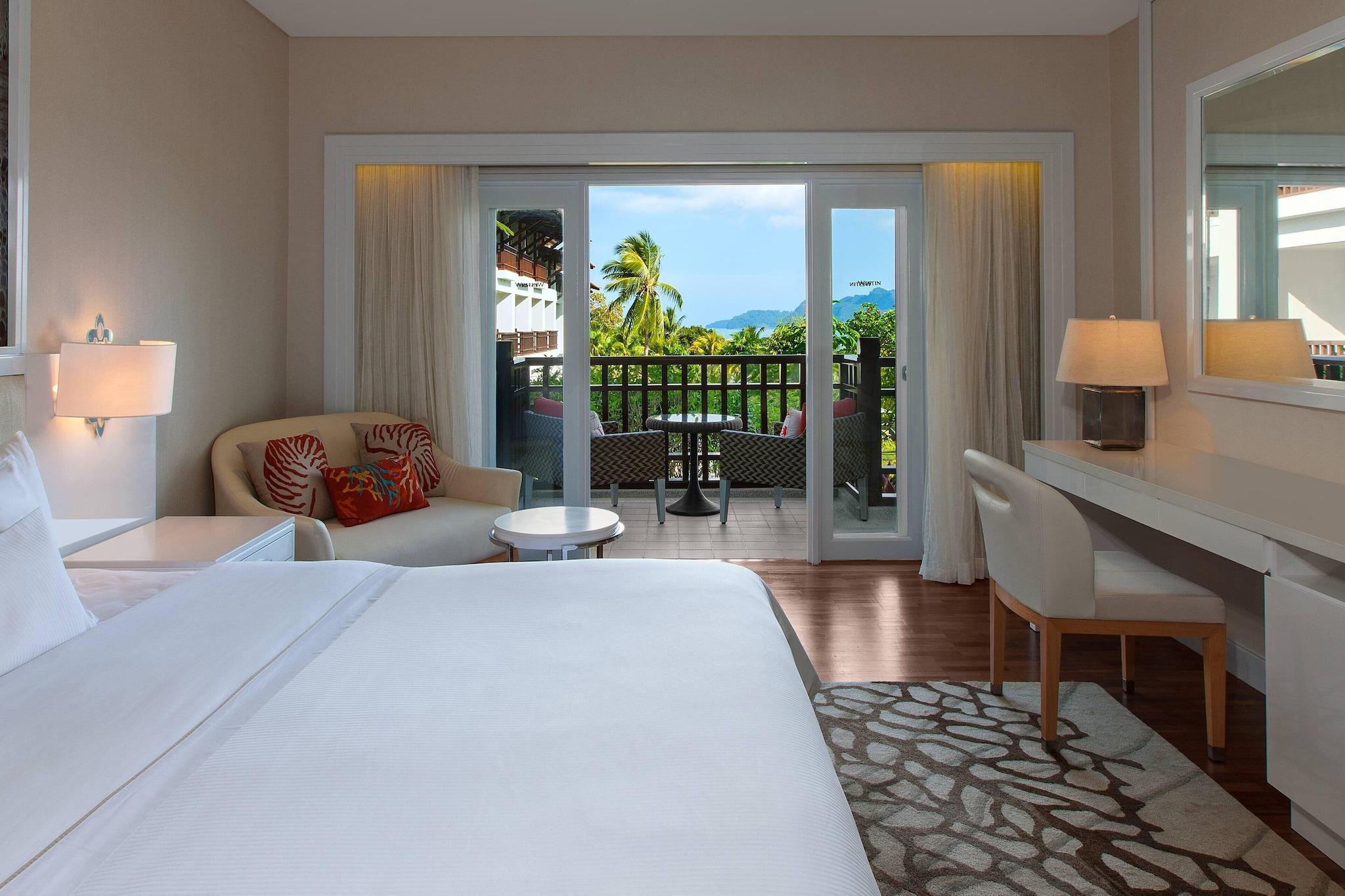 Double Ocean View King Bed