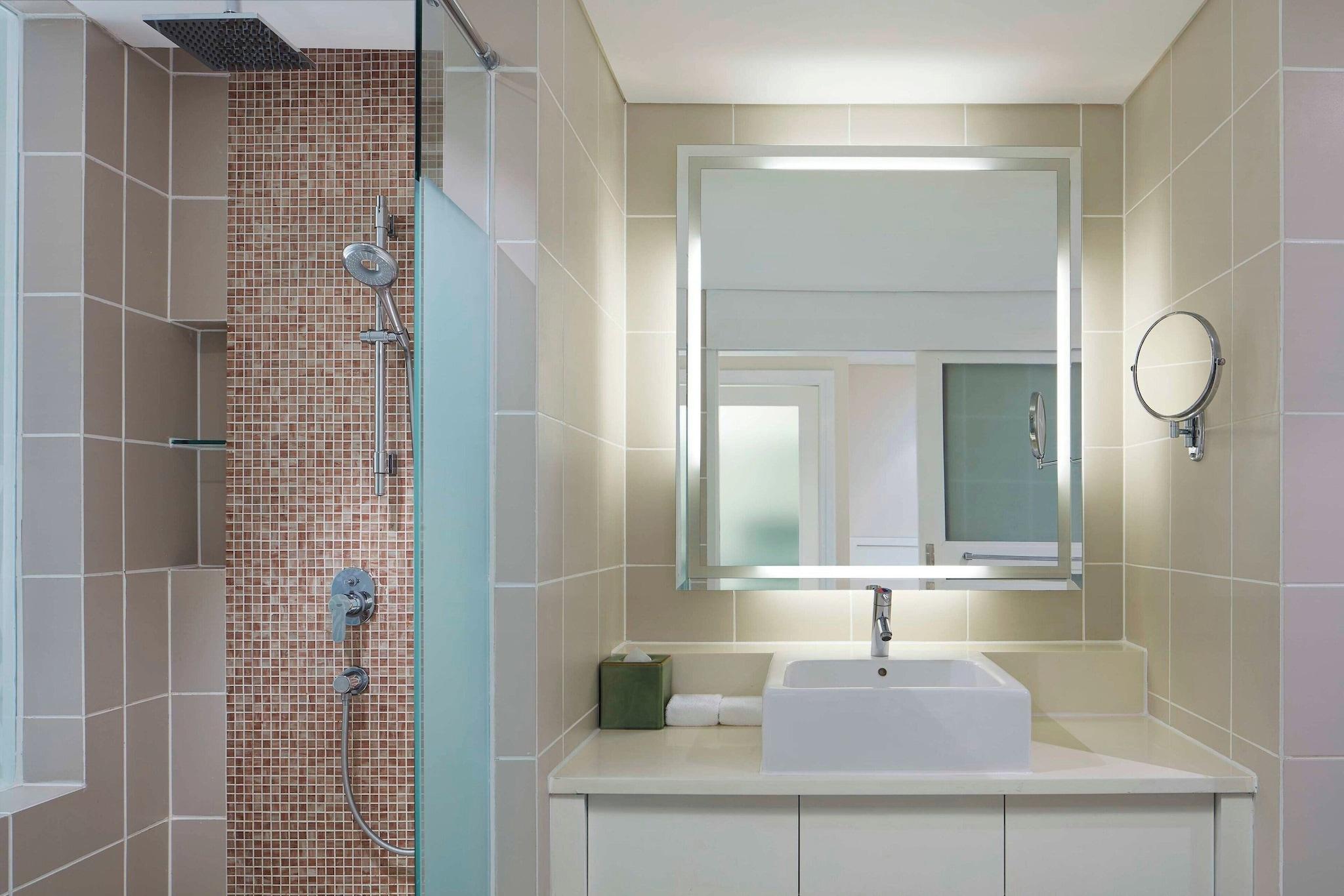 Double Ocean View King Bed