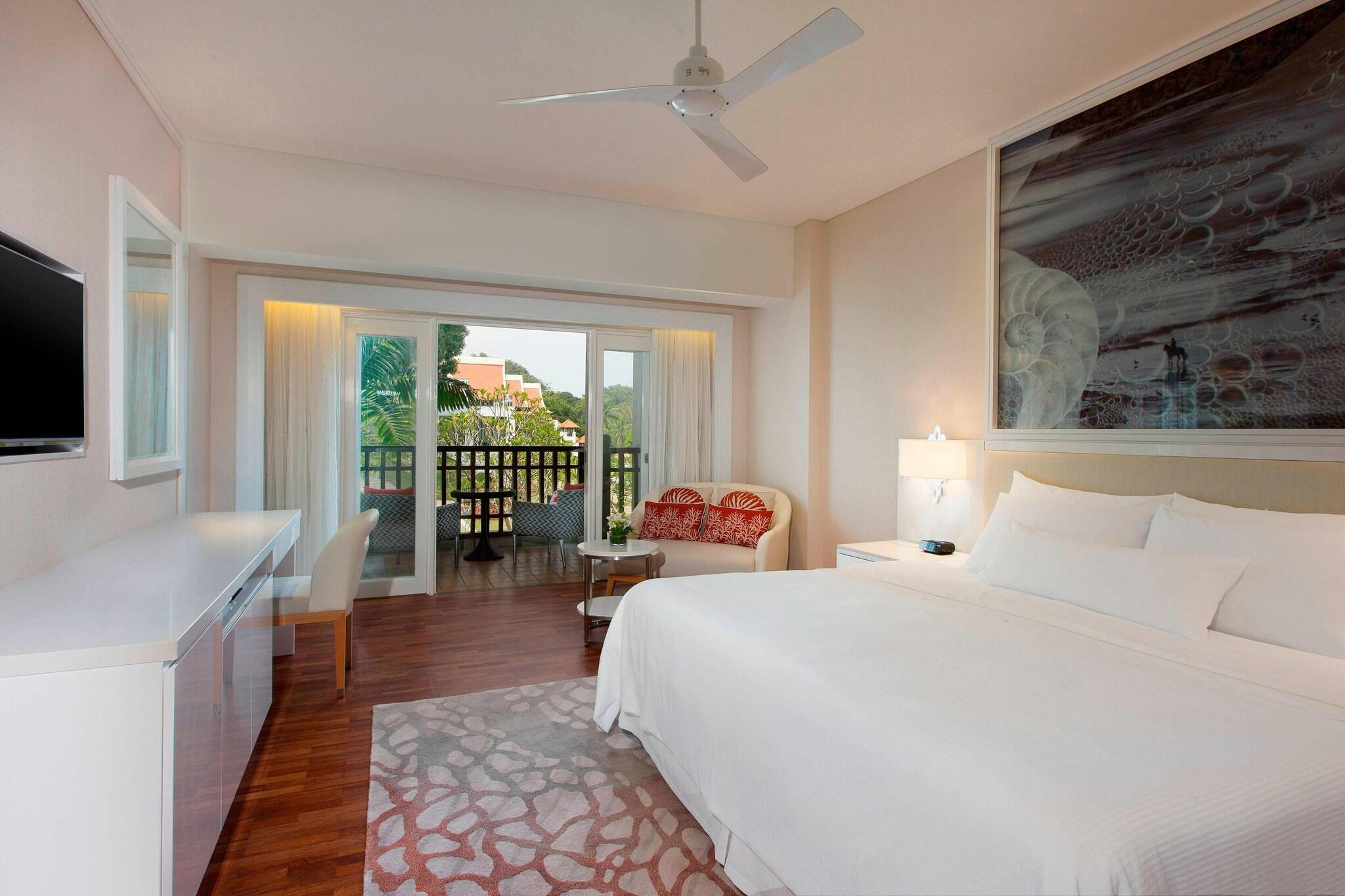 Double Garden View King Bed