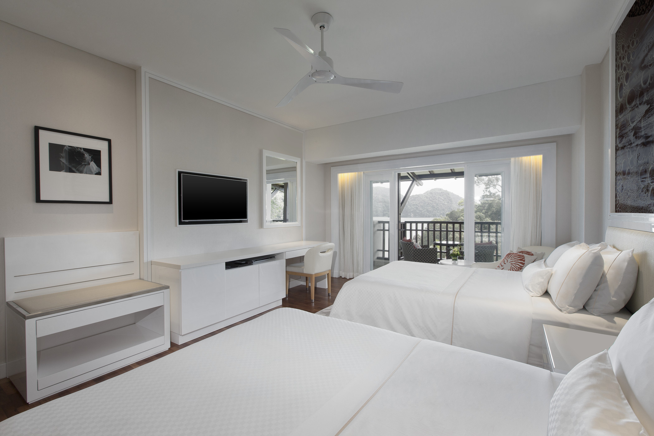 Double Partial Sea View