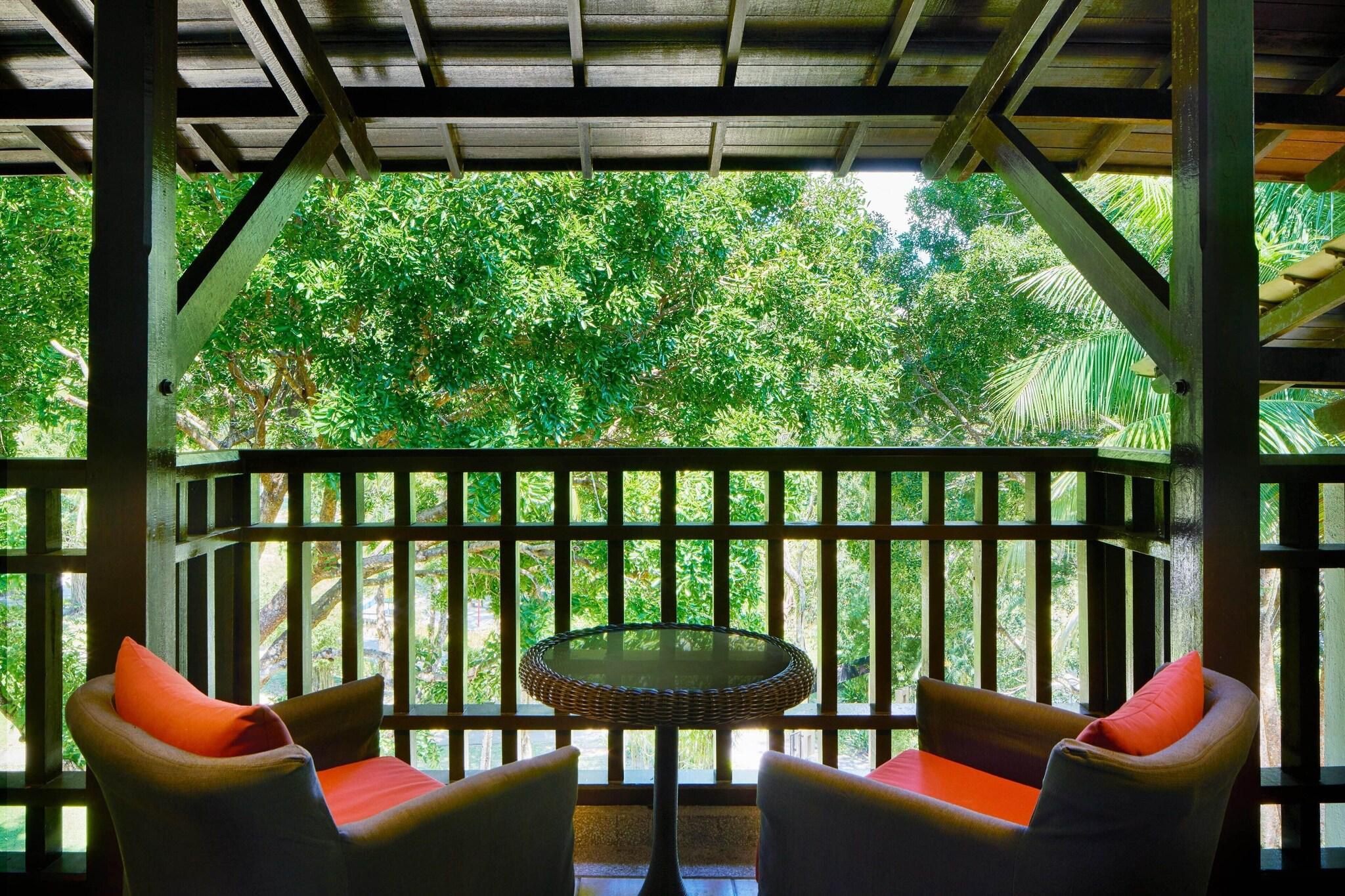 Twin Garden View