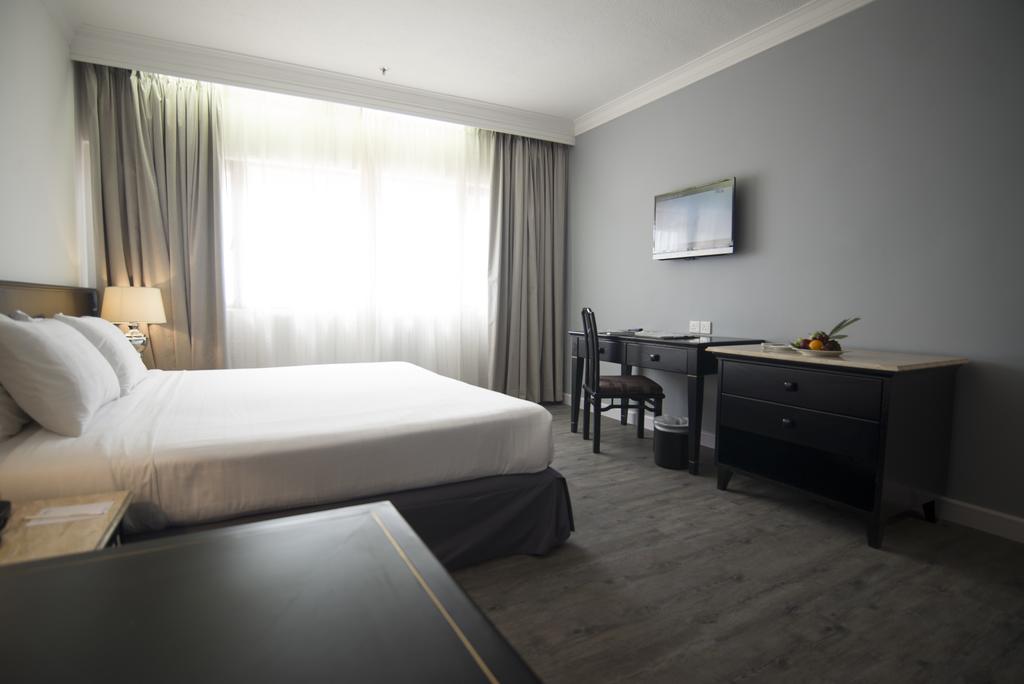 Double or Twin Superior