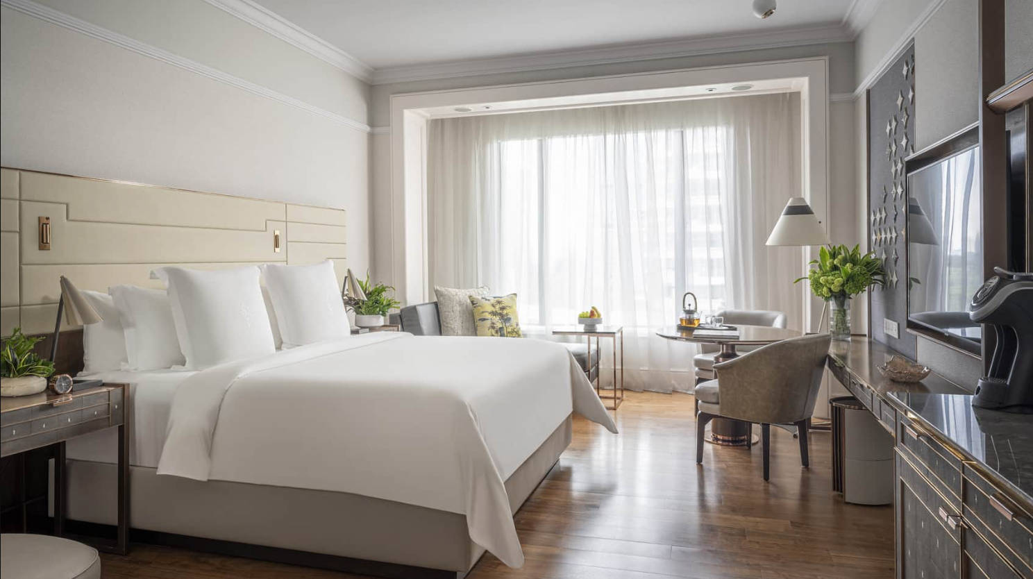 Double Deluxe King Bed