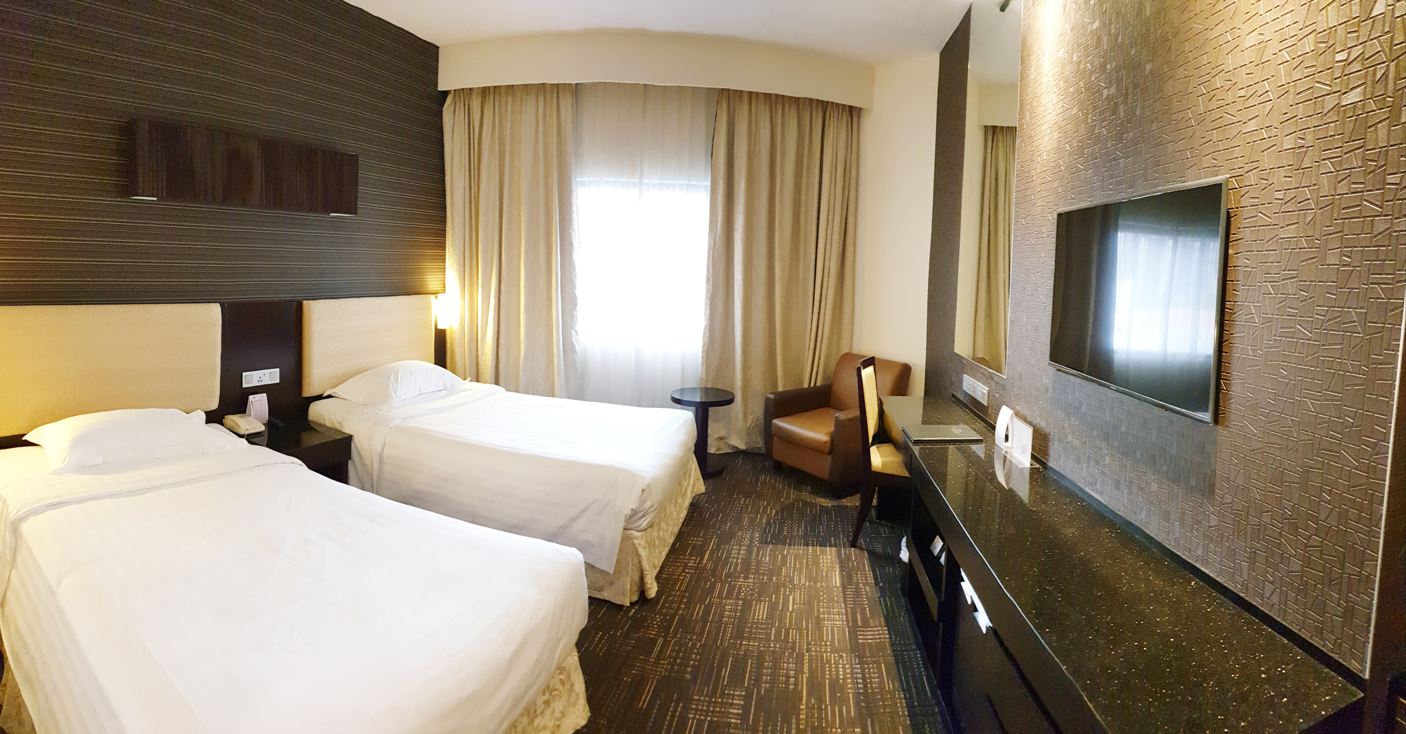 Double or Twin Executive