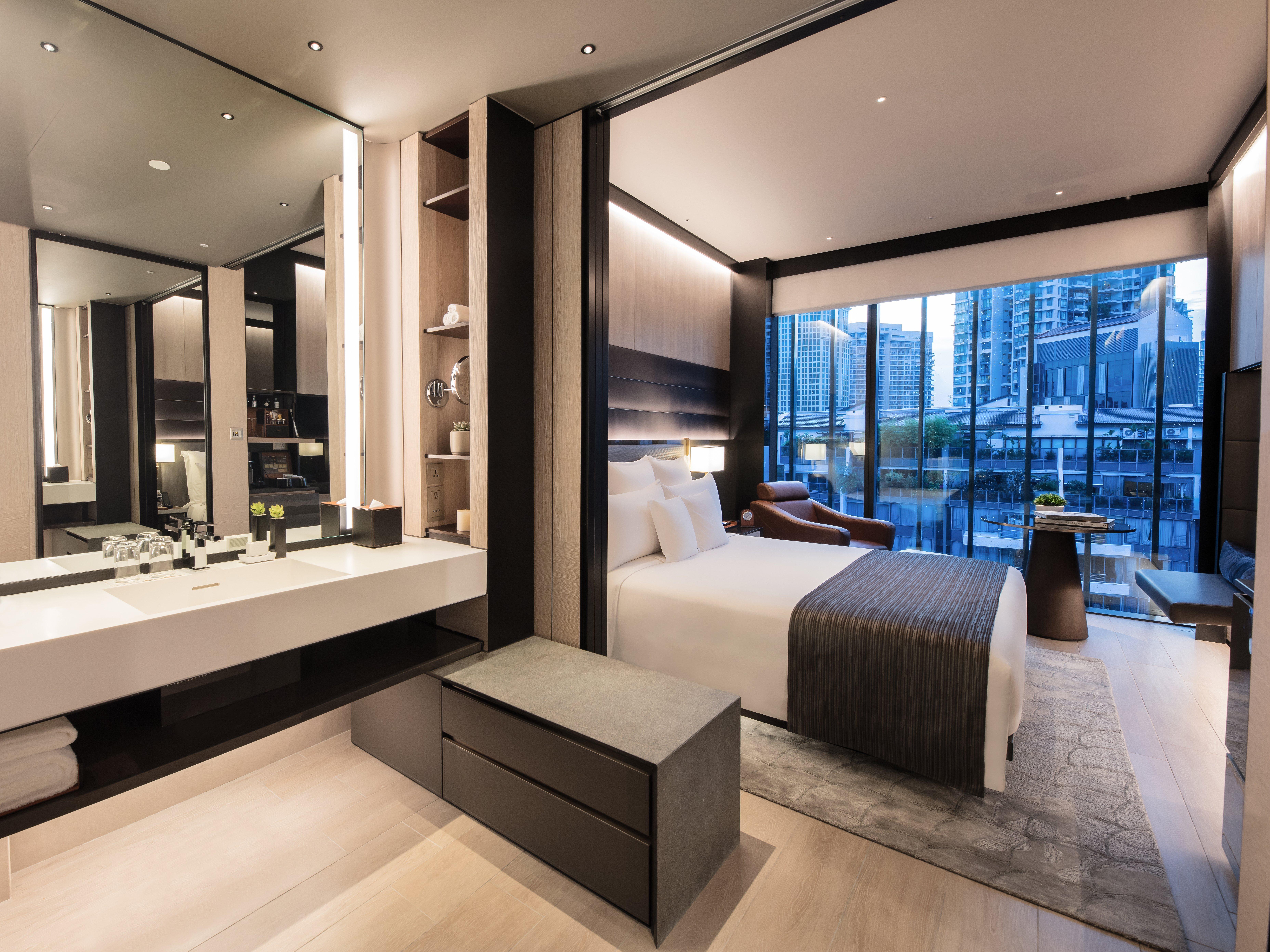 Studio King Size Bed