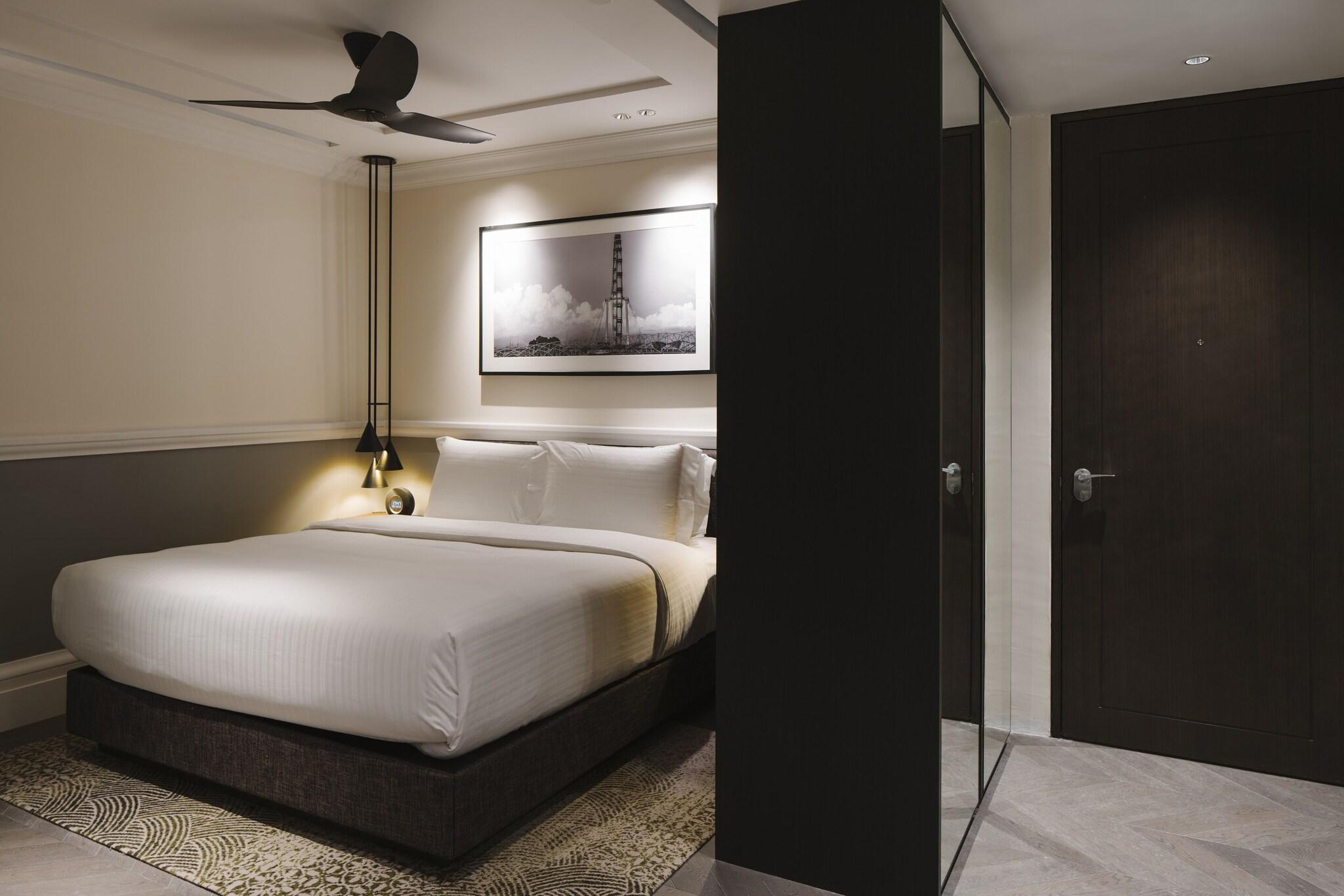 Junior Suite King Size Bed