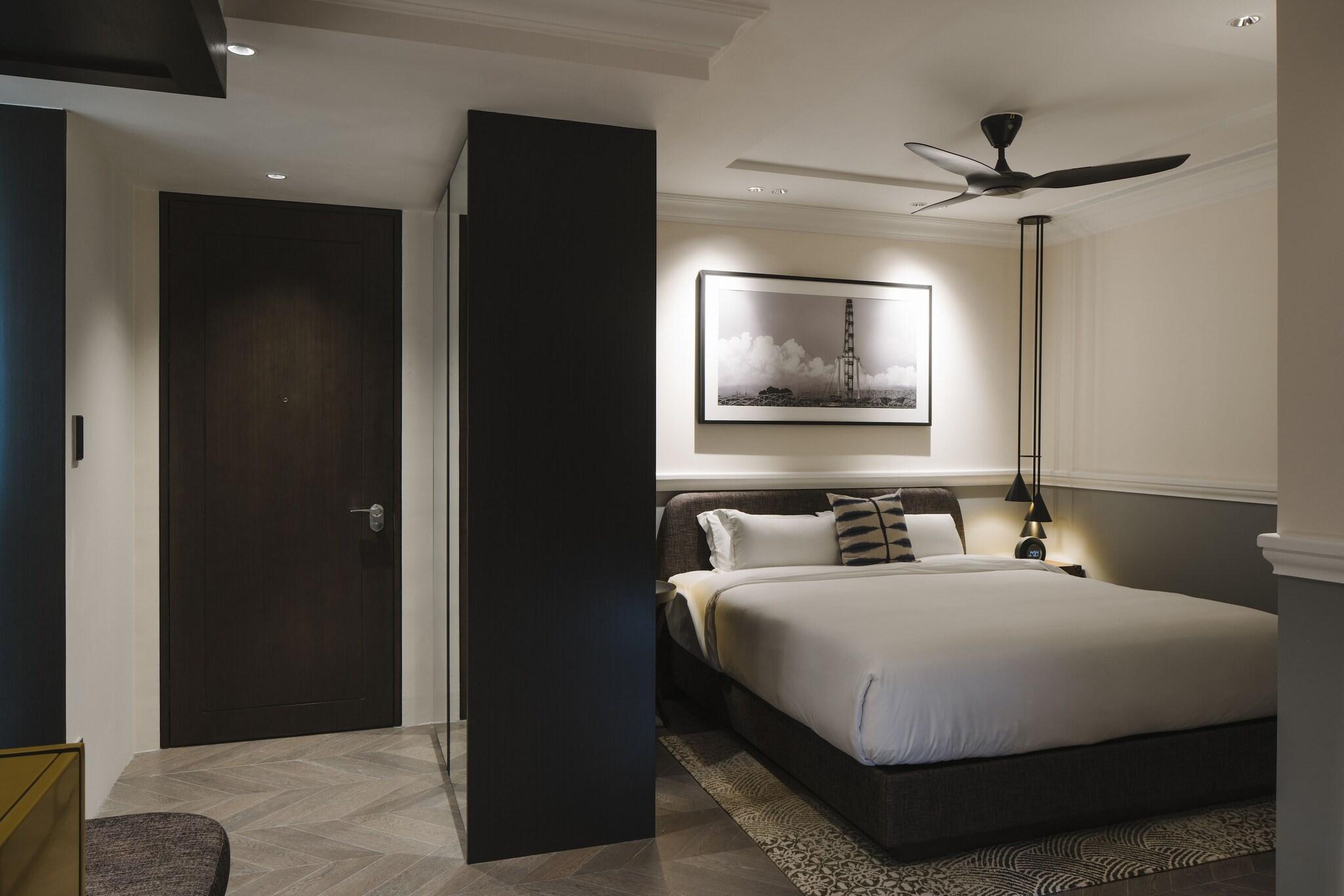 Junior Suite King Size Bed