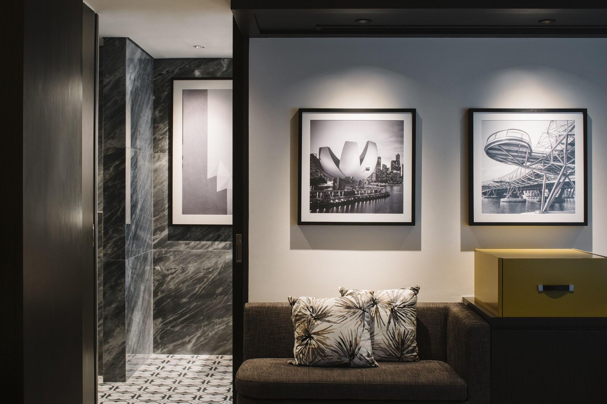 Studio King Size Bed