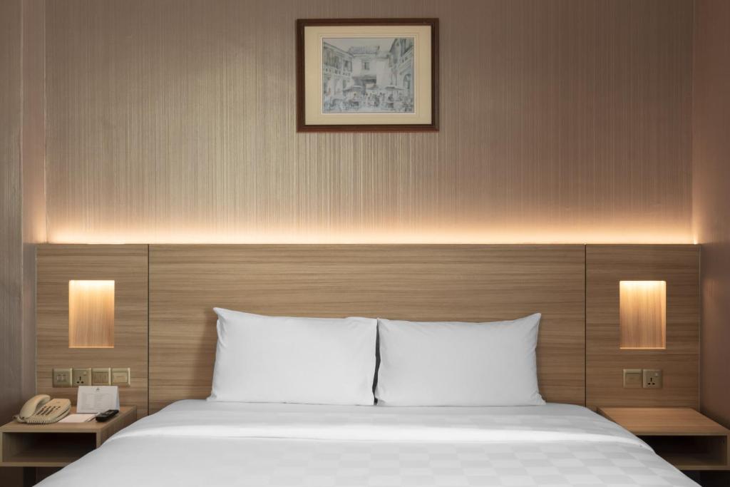 Double Superior King Bed