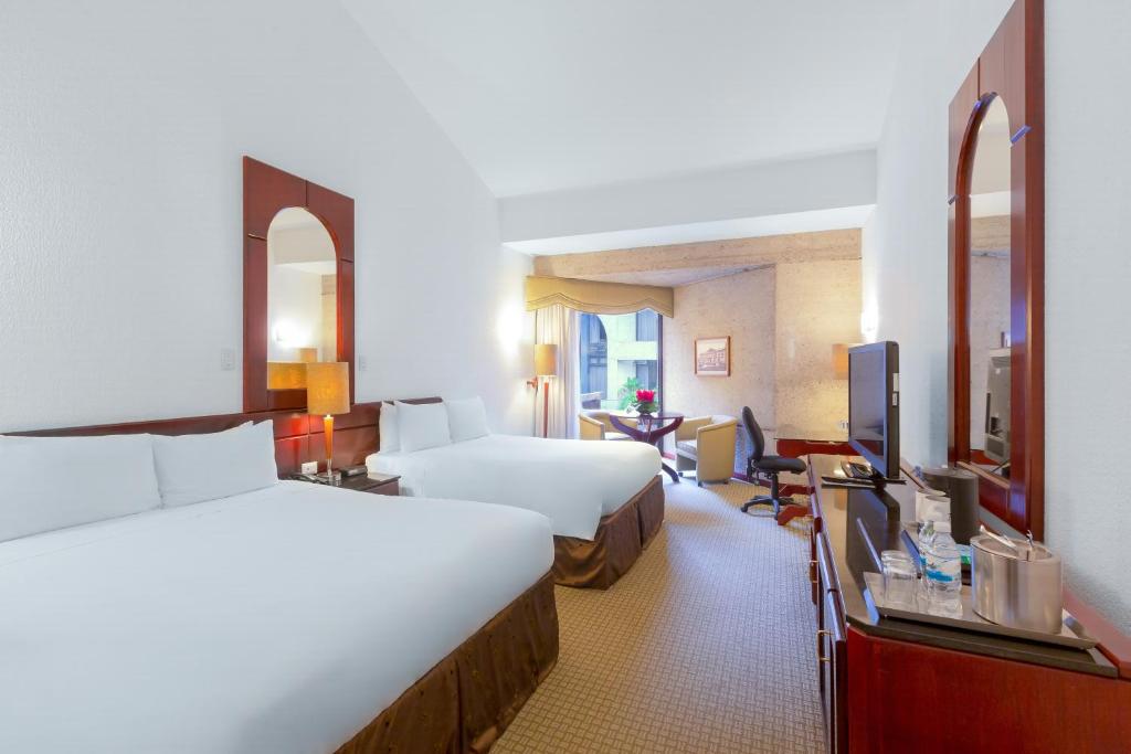 Room Two Double Beds