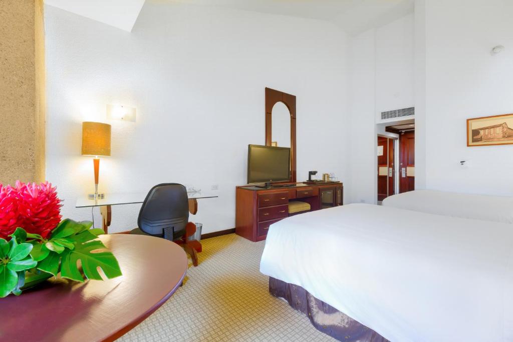 Room Two Double Beds