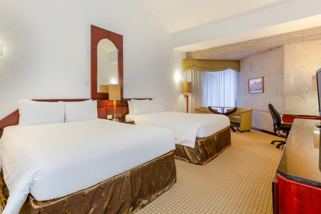 Room Two Double Beds