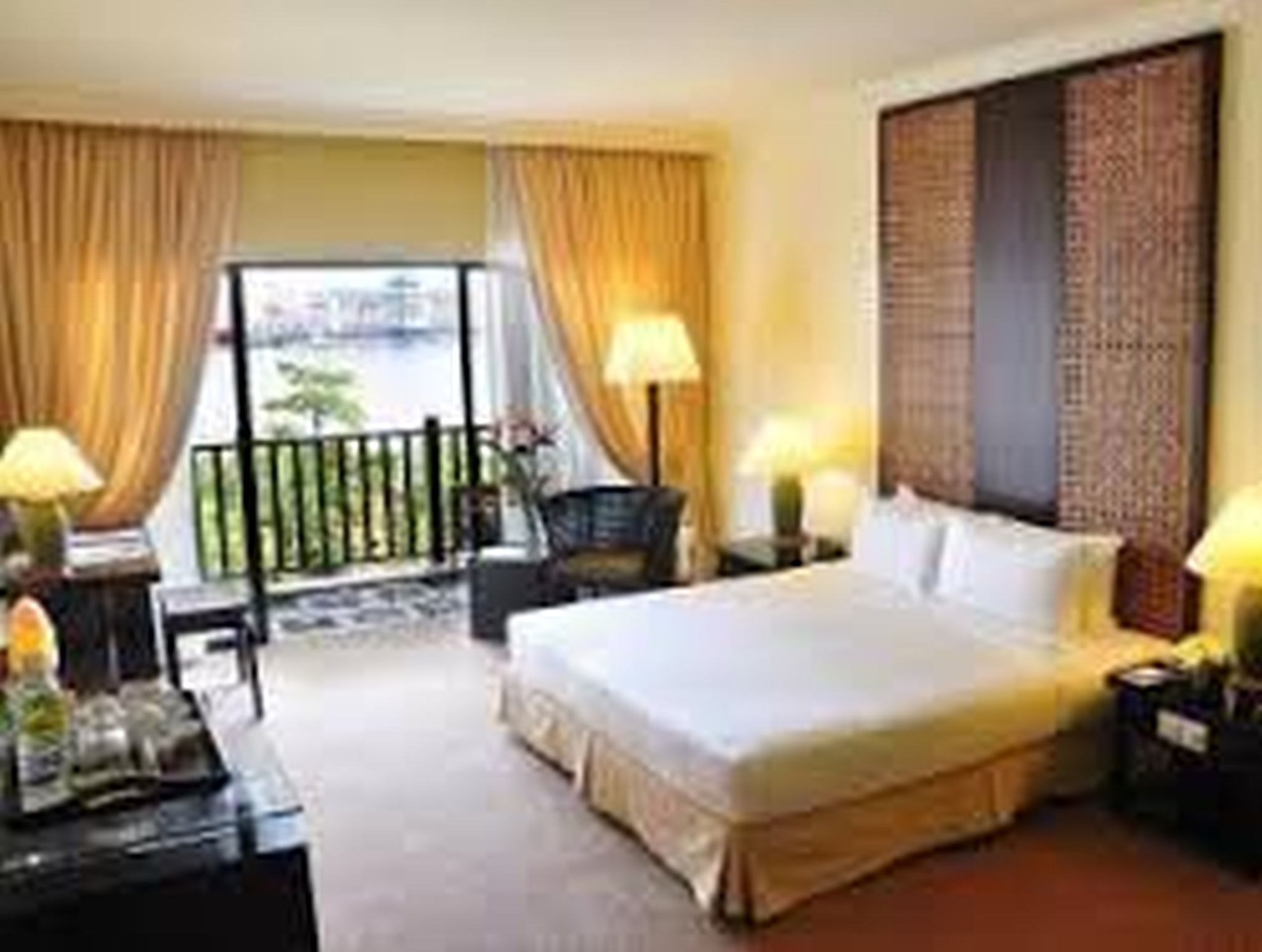 Double or Twin Standard