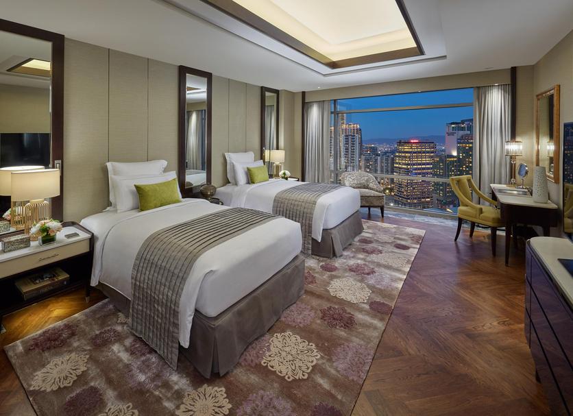 Double Connecting Room